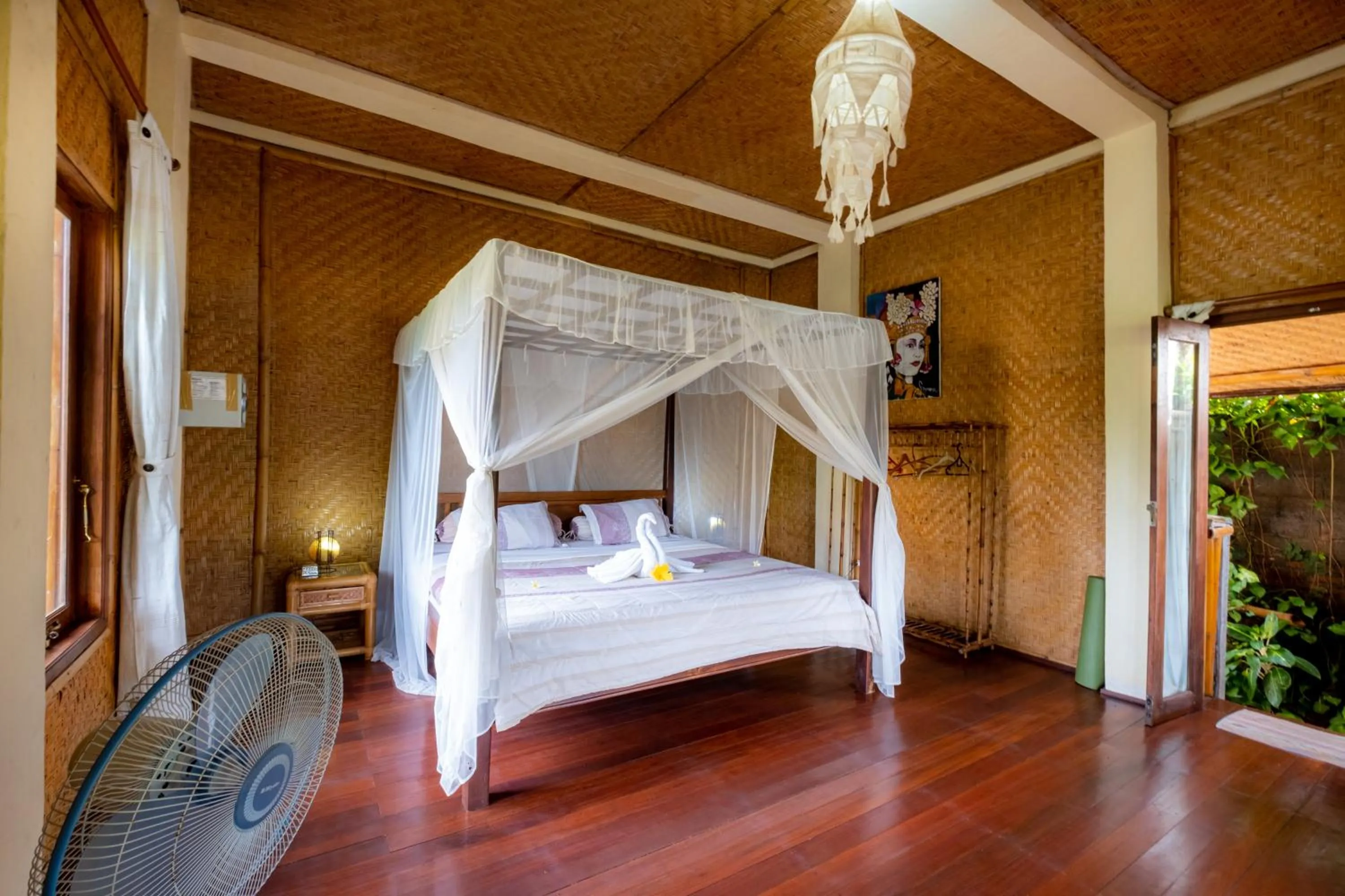 Bedroom, Bed in Villa Manuk