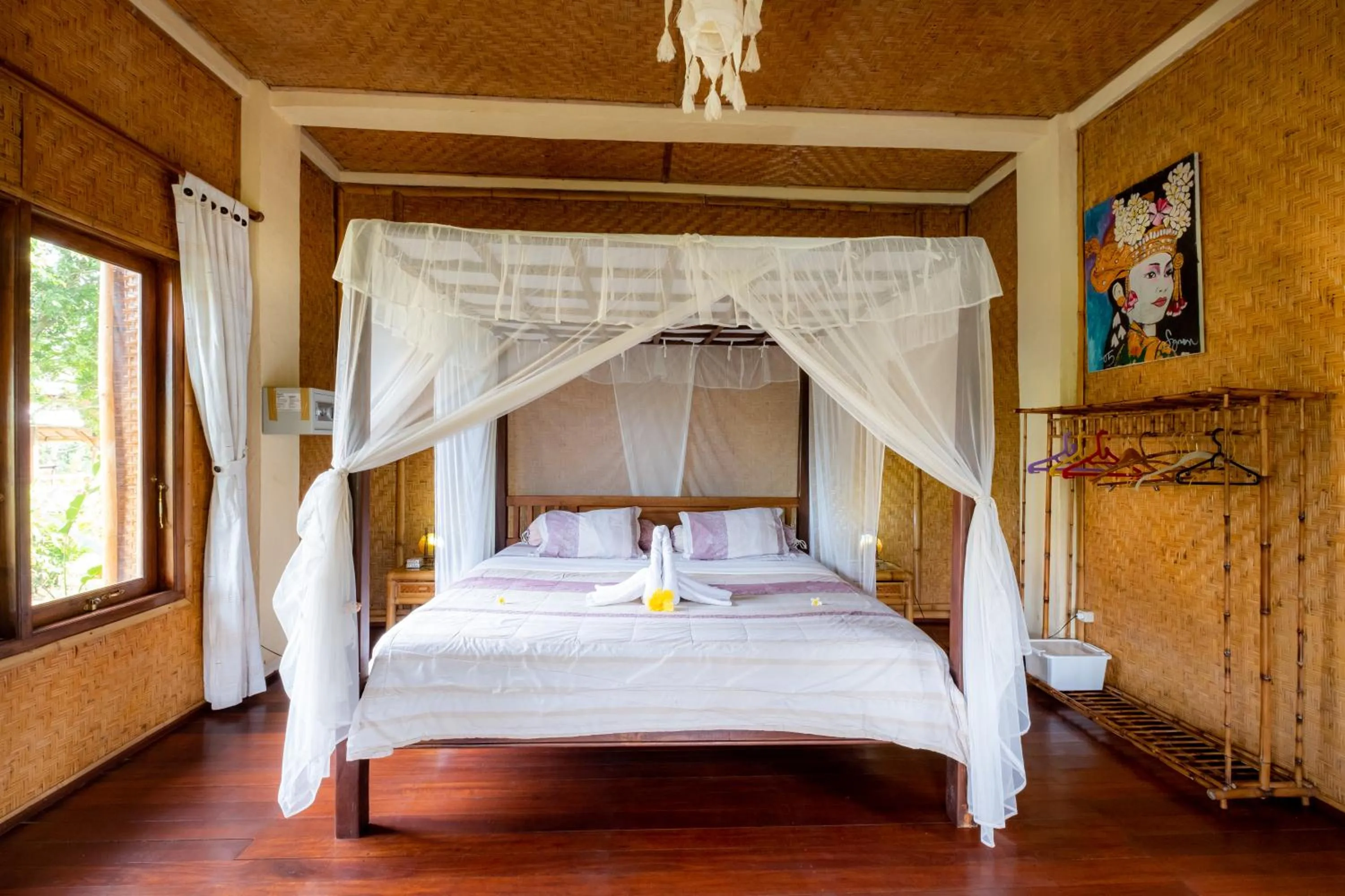 Bedroom, Bed in Villa Manuk