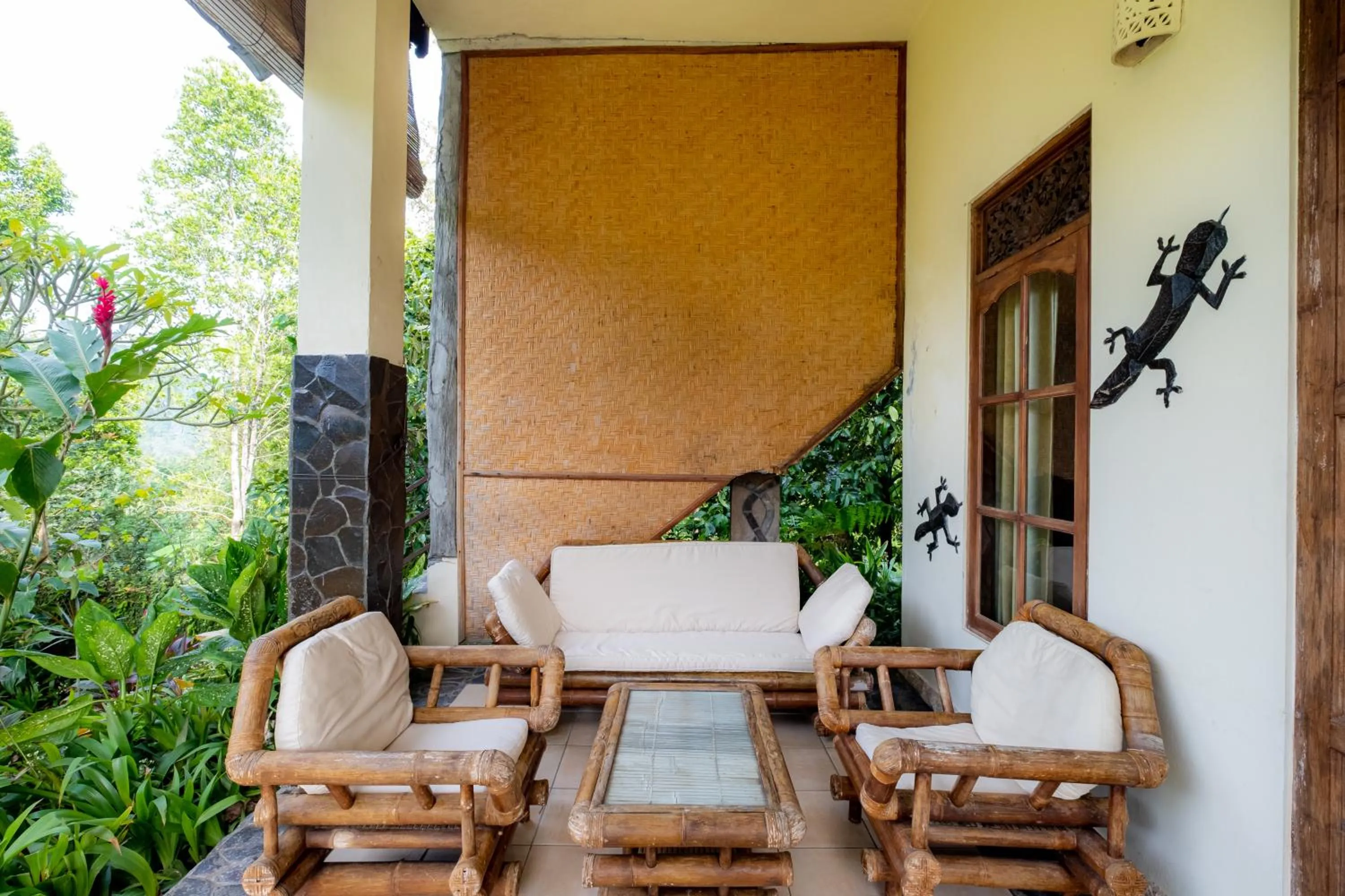 Balcony/Terrace in Villa Manuk