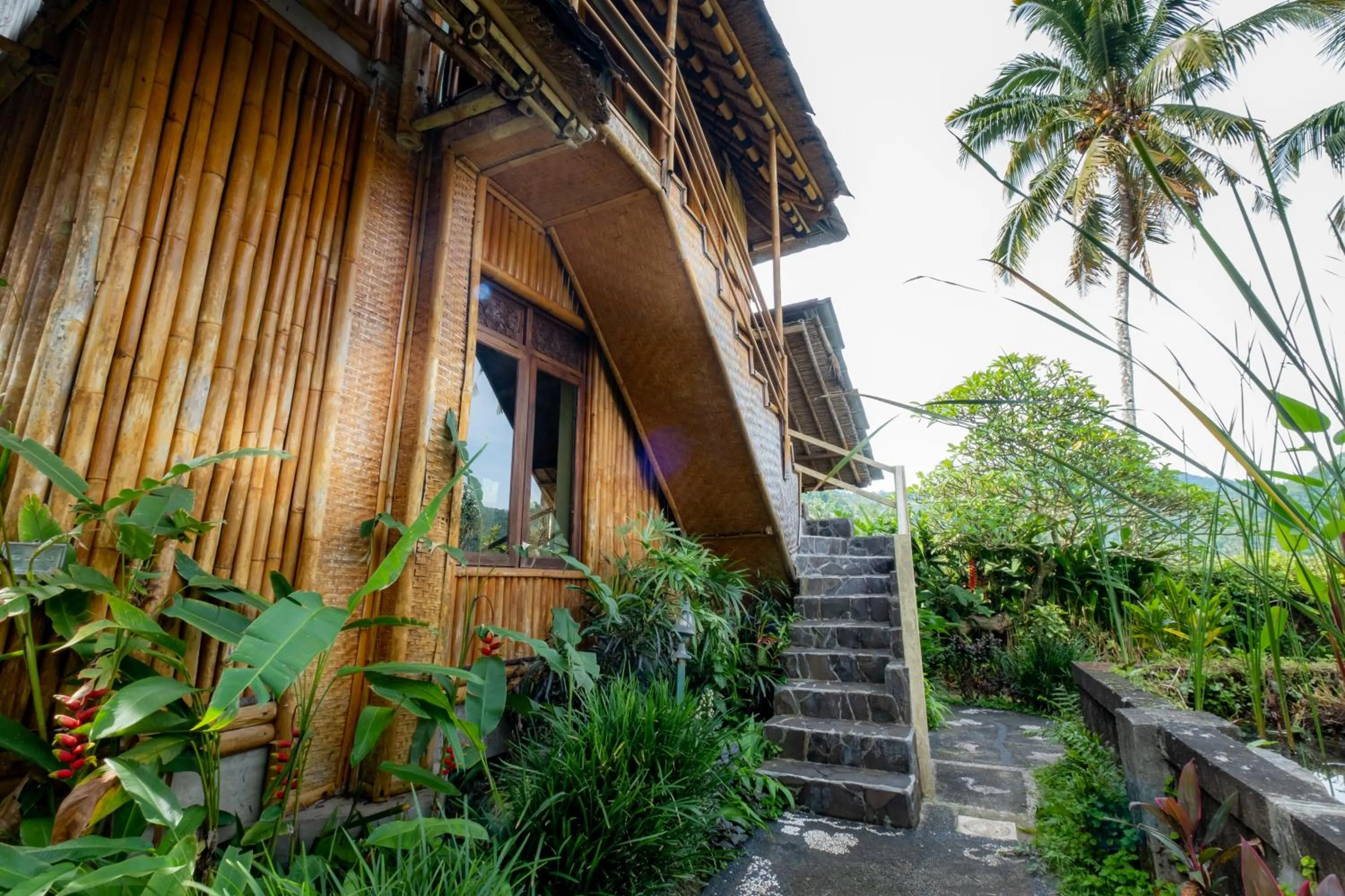 Property building in Villa Manuk