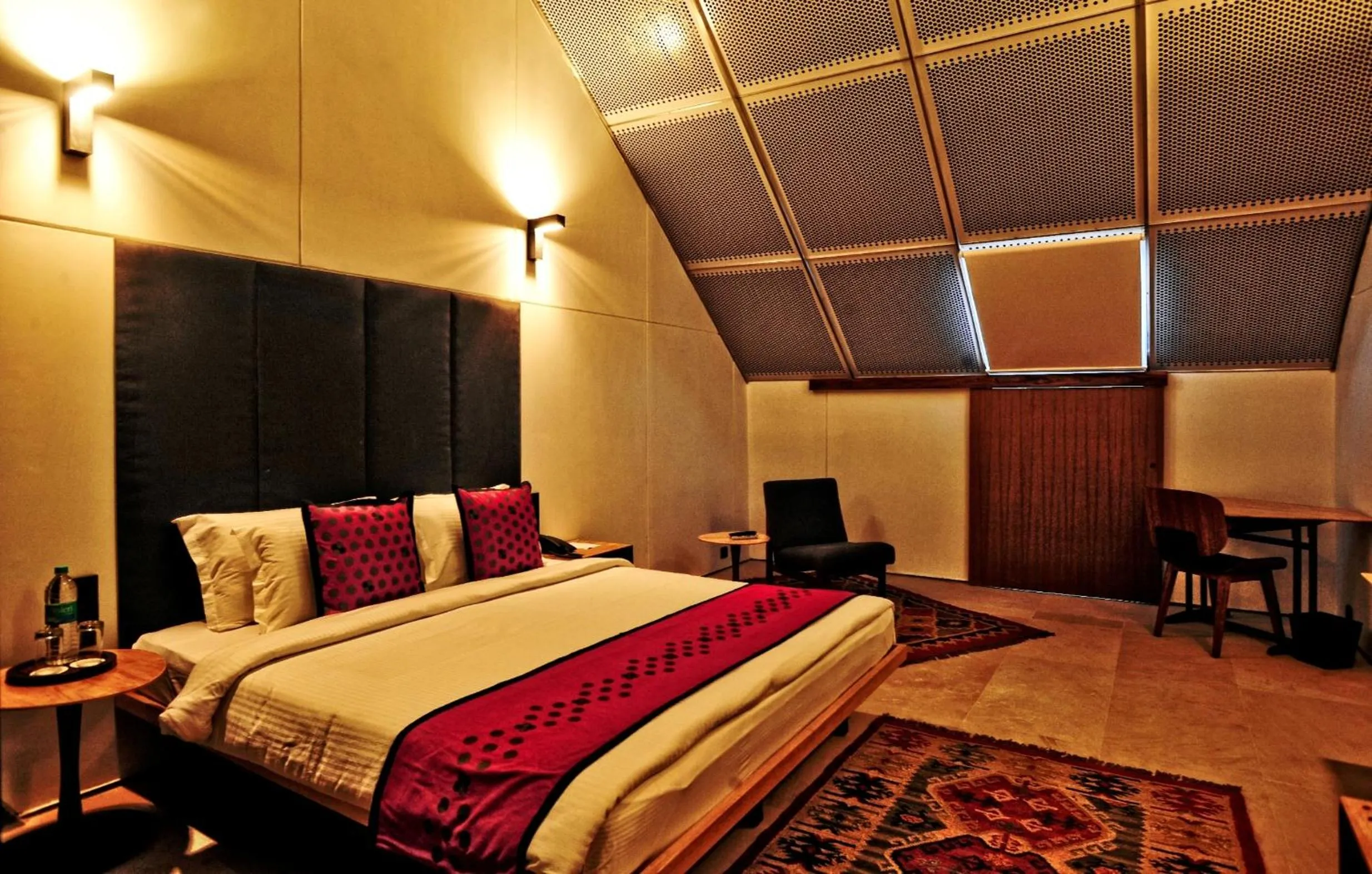 Bed in Mana Ranakpur