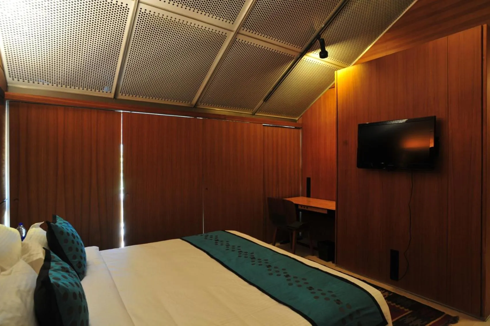 Bedroom, Bed in Mana Ranakpur