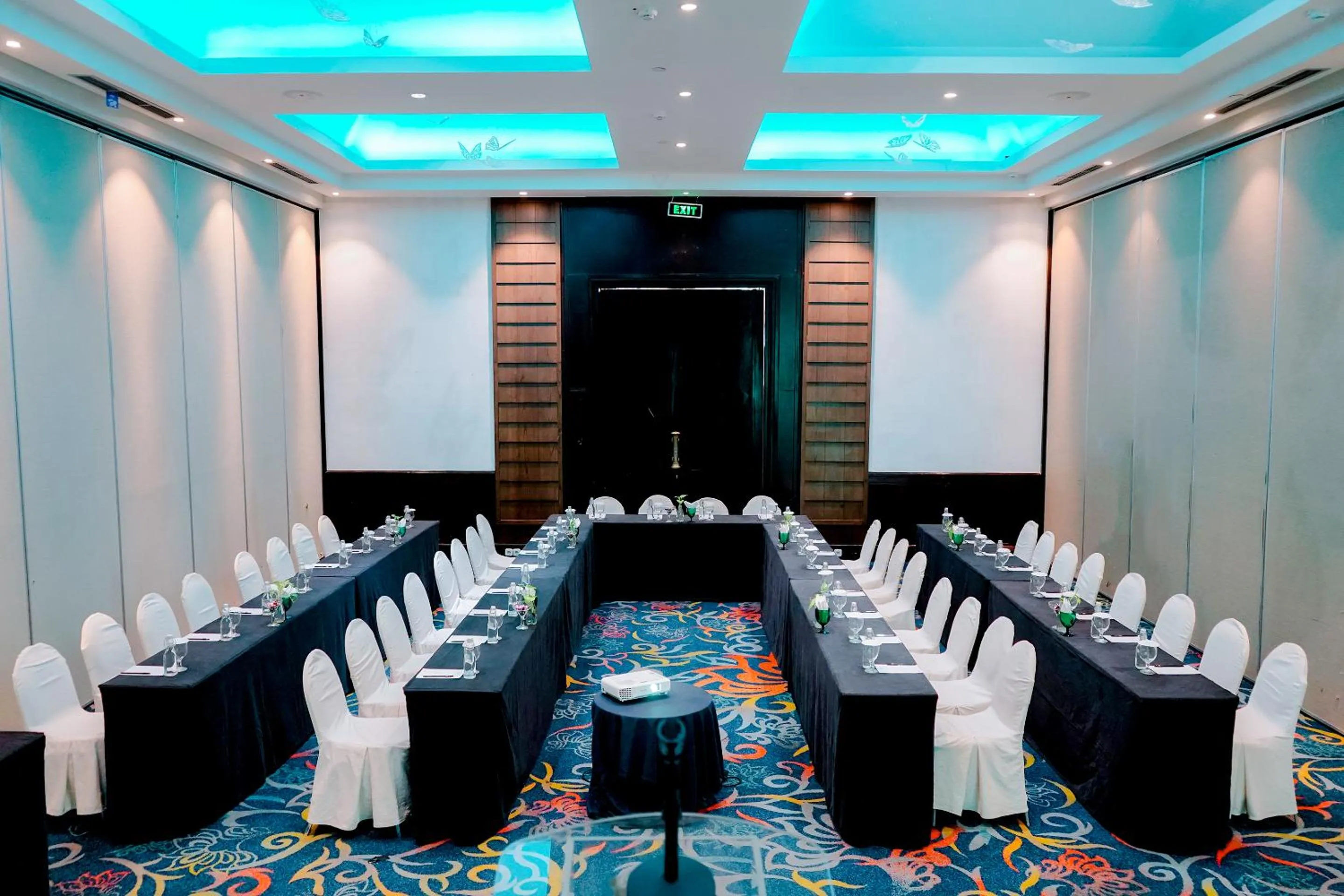 Meeting/conference room in AKAR Hotels & Resort Lampung