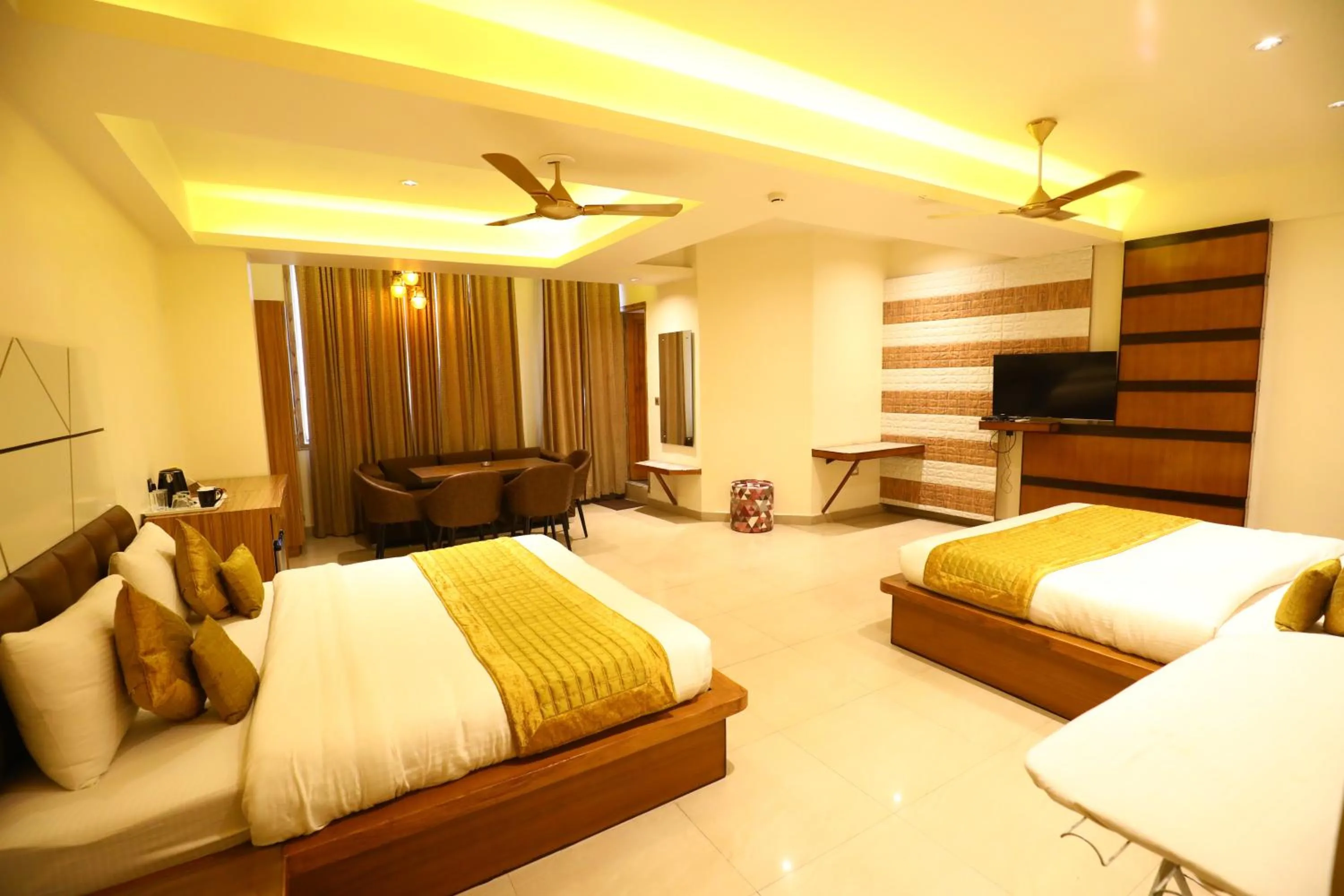 Bed in Hotel Grand Kailash,Kotdwara