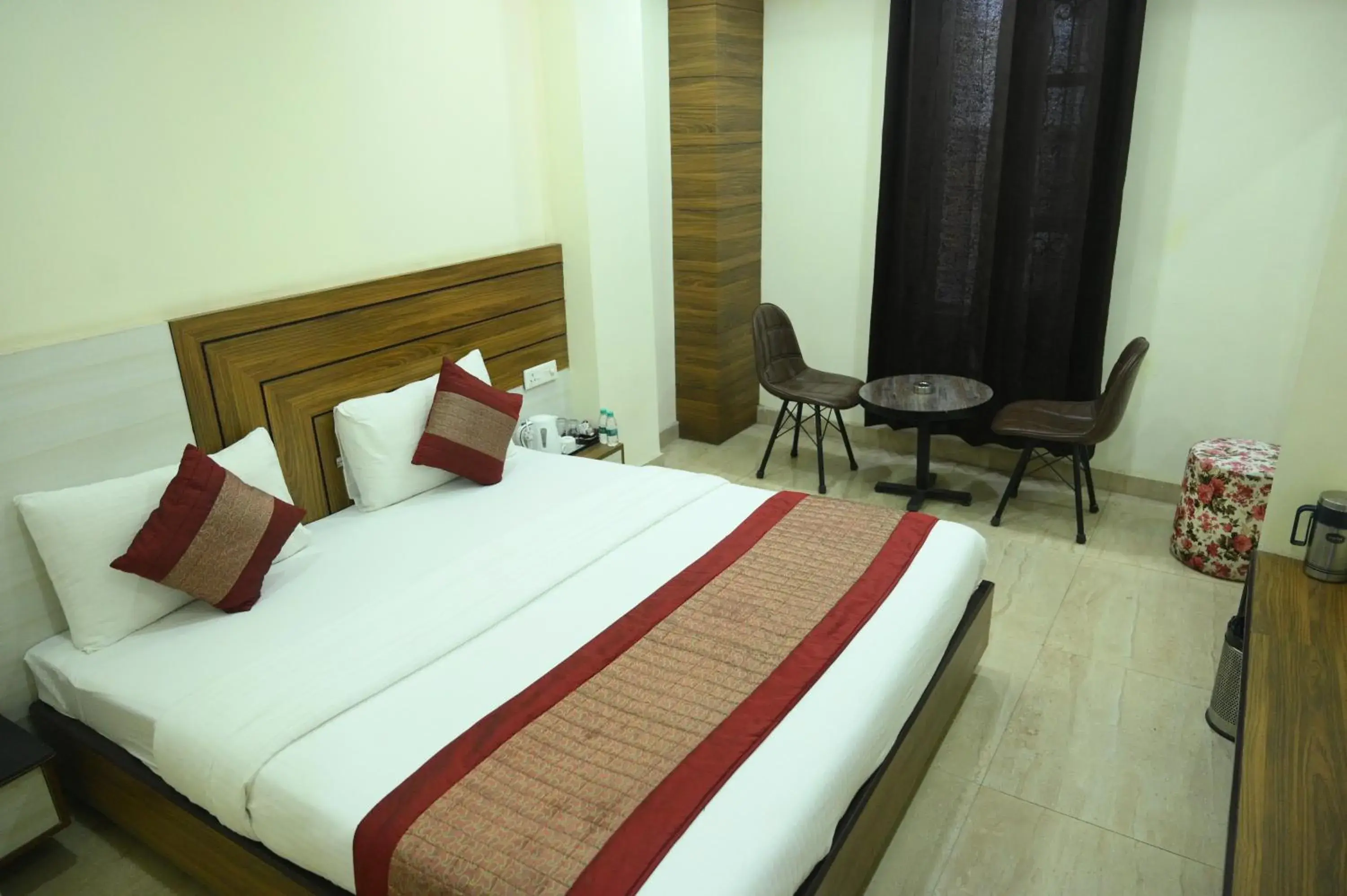 Deluxe Room - single occupancy in Hotel Grand Kailash,Kotdwara Deluxe Room - single occupancy in Hotel Grand Kailash,Kotdwara