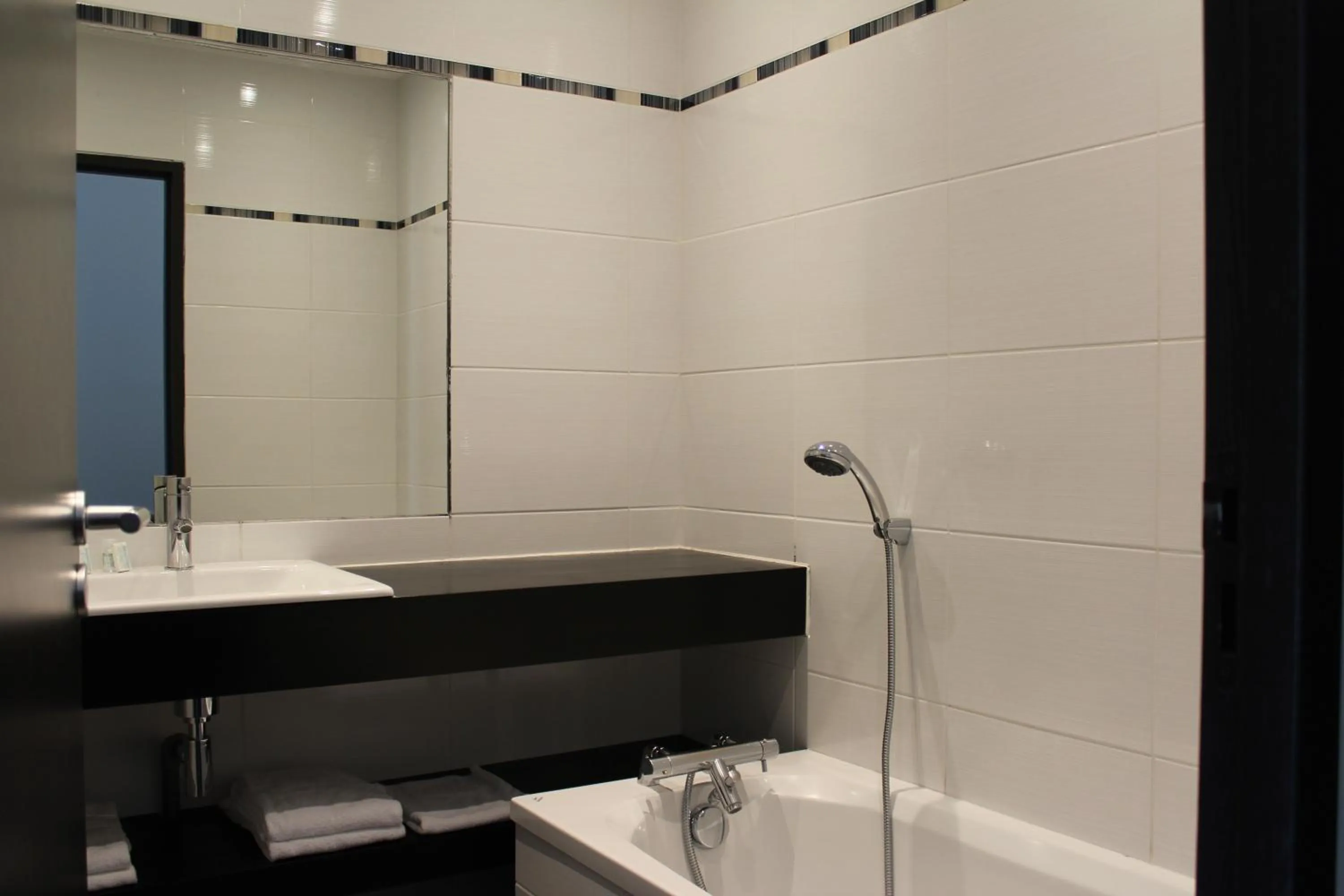 Bathroom in Hôtel Le Domaine des Vignes Ampuis Lyon Sud Vienne