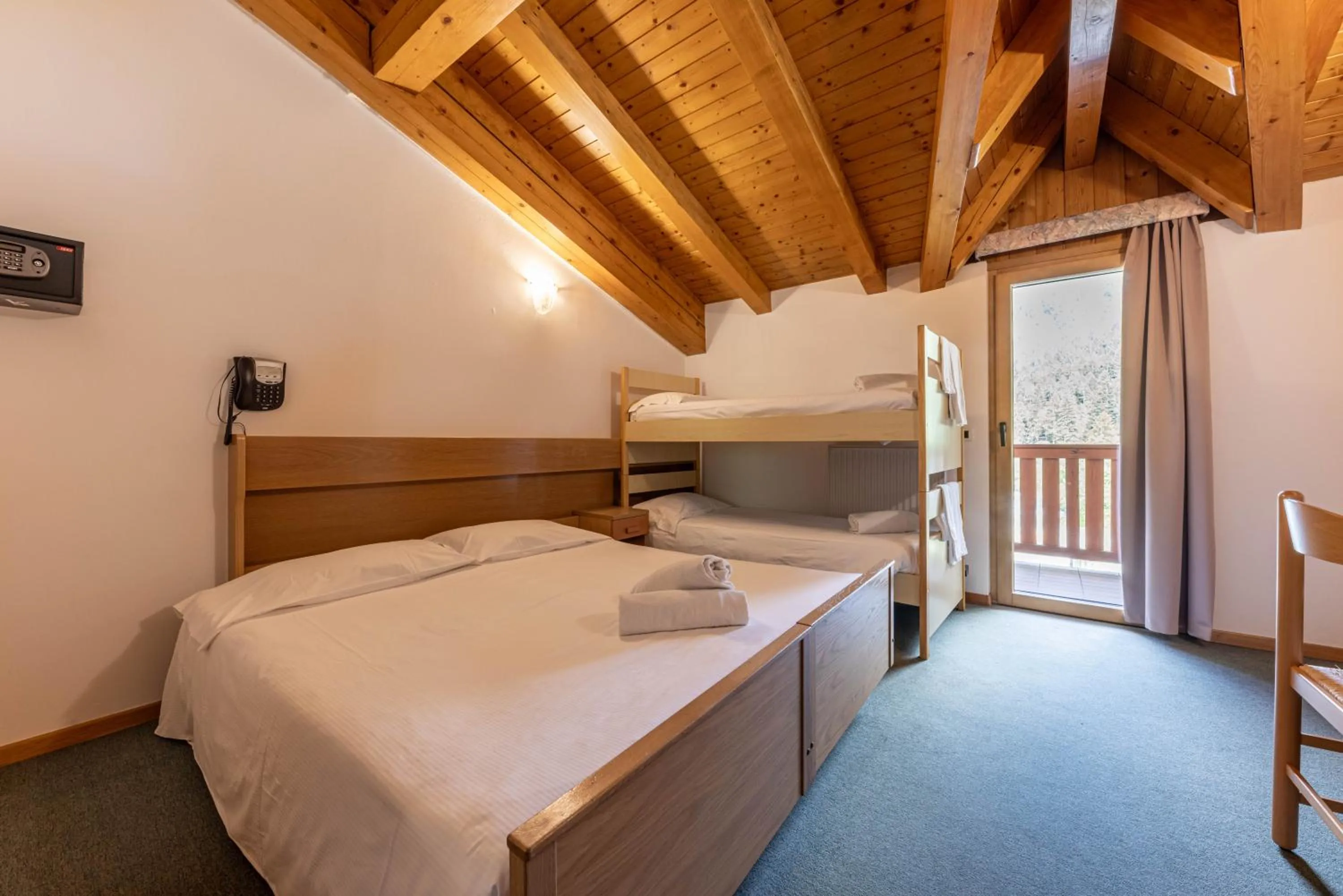 Bedroom, Bed in Hotel Laste'