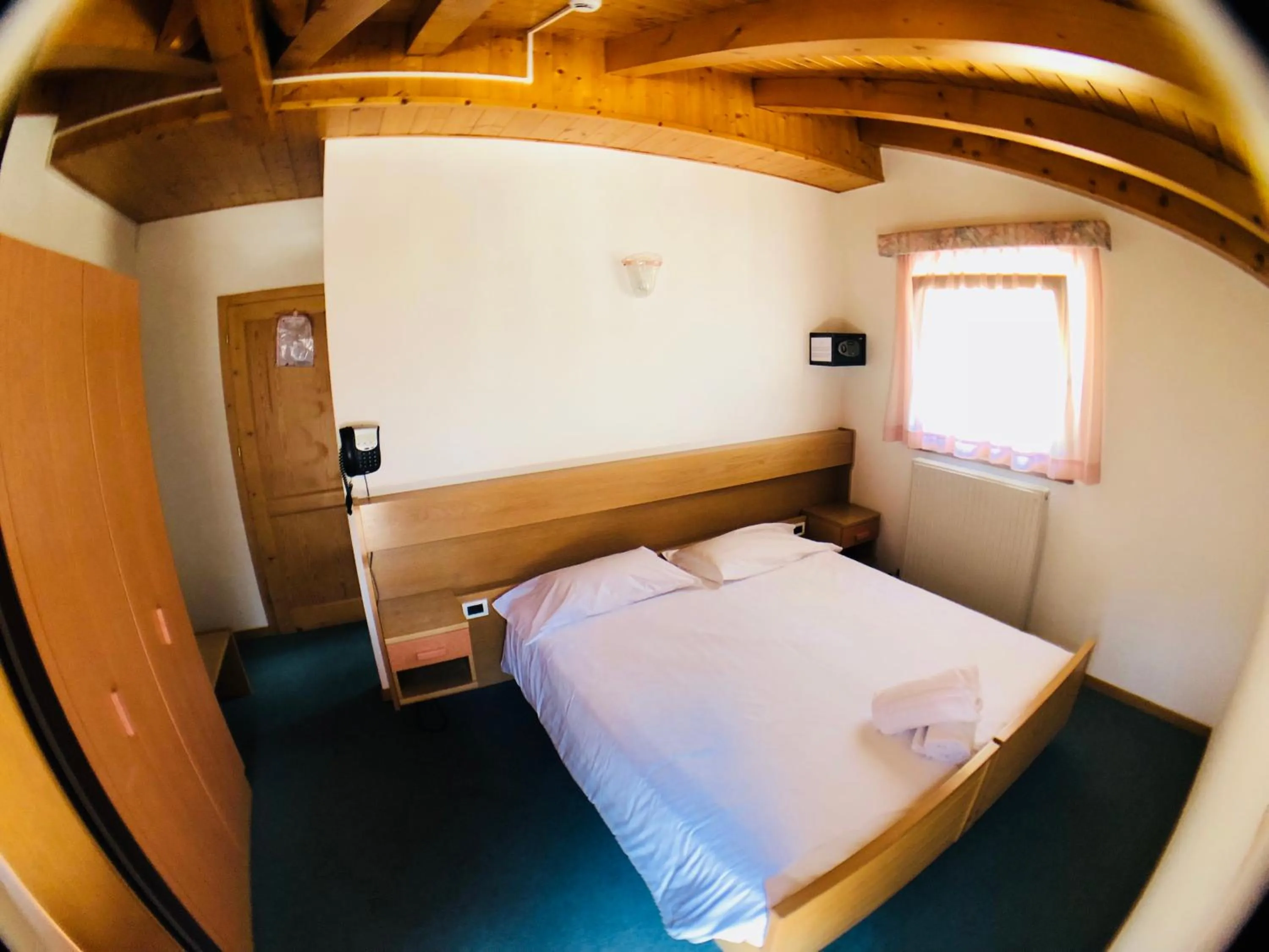 Photo of the whole room, Bed in Hotel Laste'