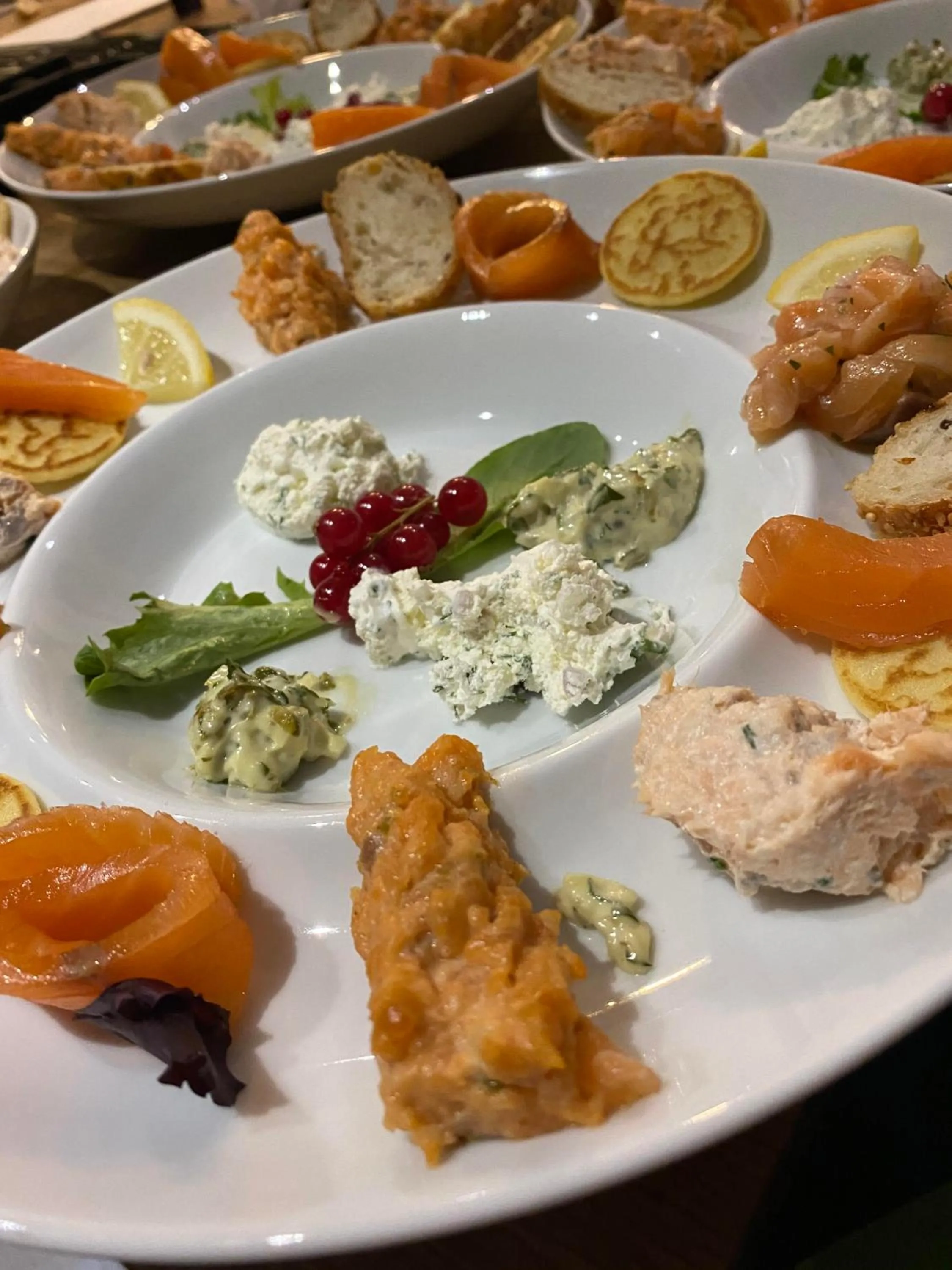 Meals in Au Petit Manoir