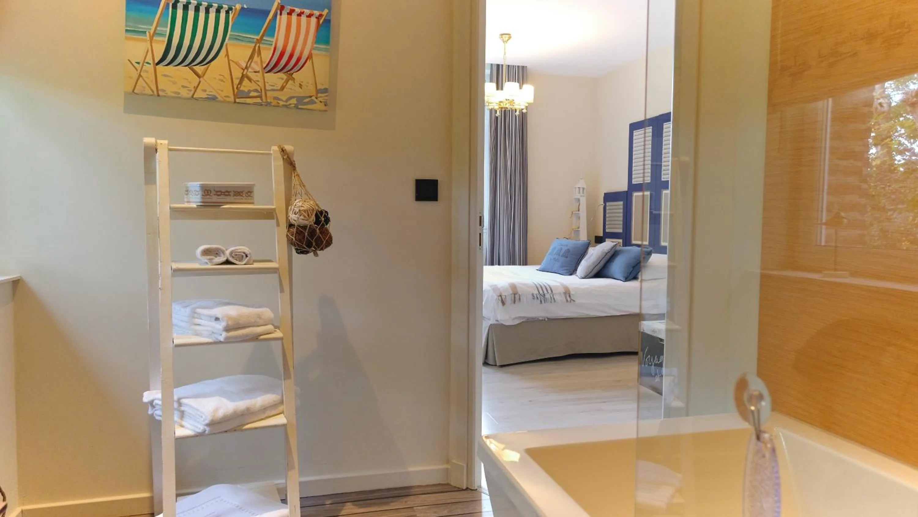 Bathroom, Bed in Au Petit Manoir