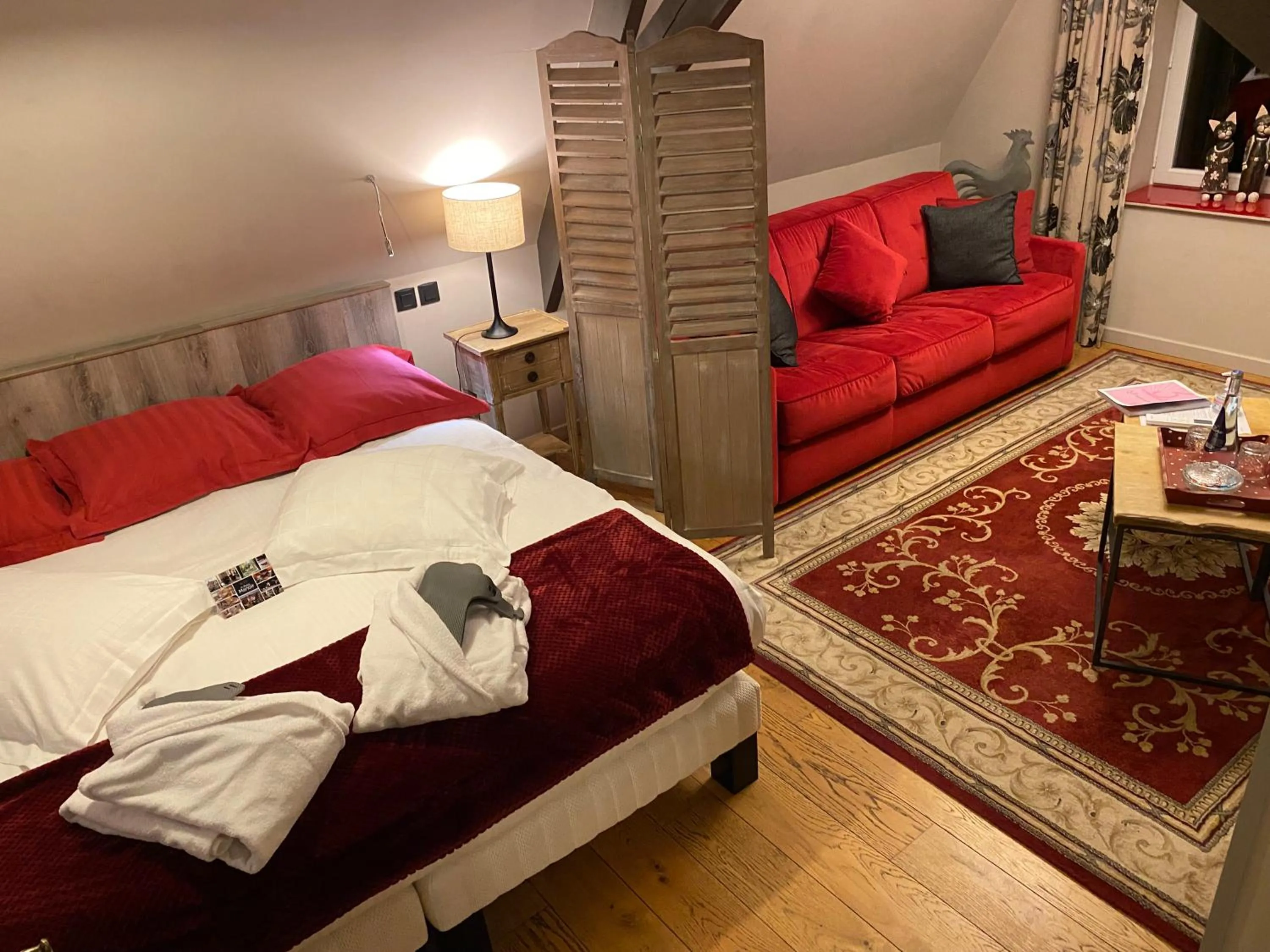 Bed in Au Petit Manoir