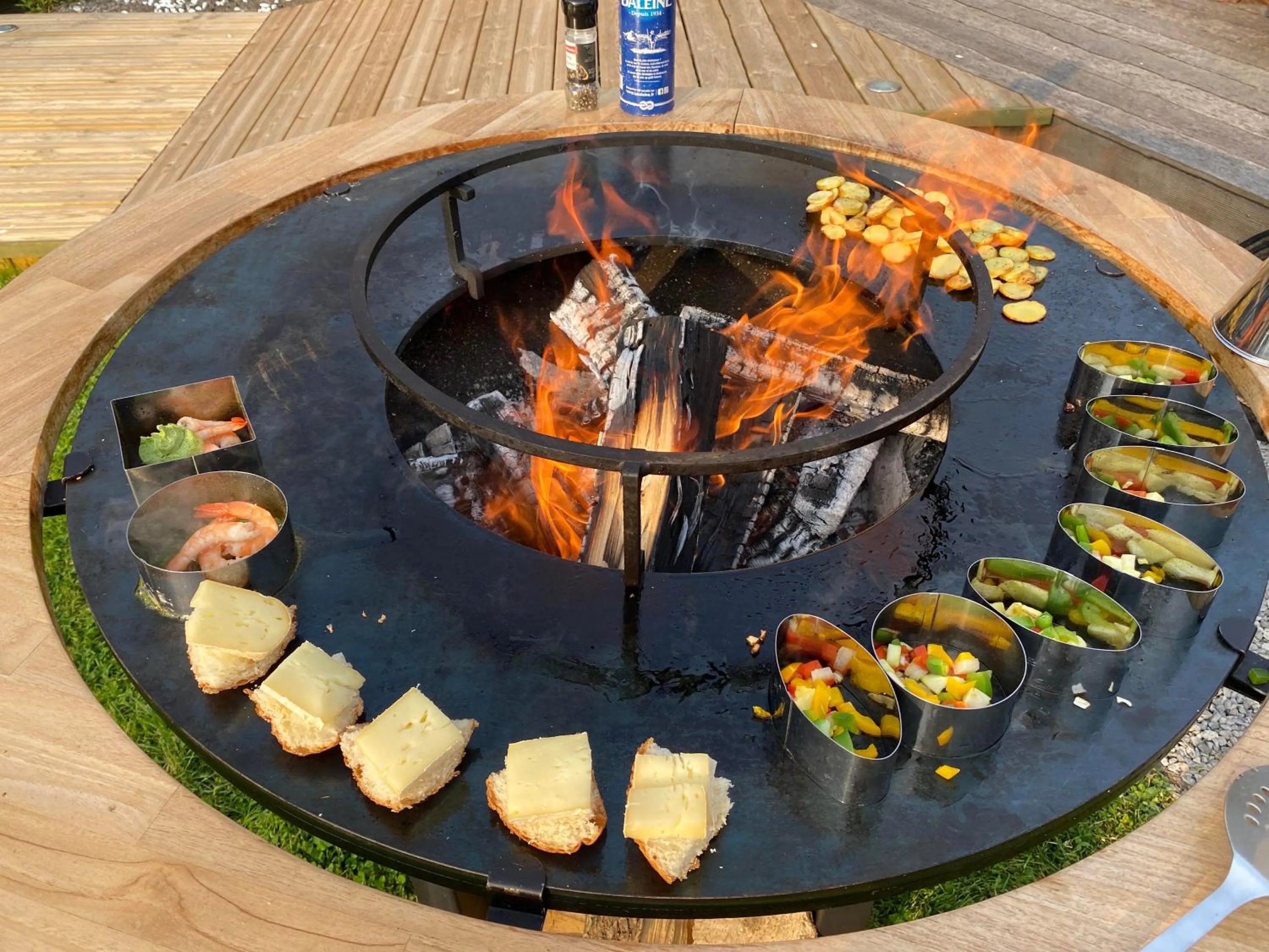 Meals in Au Petit Manoir