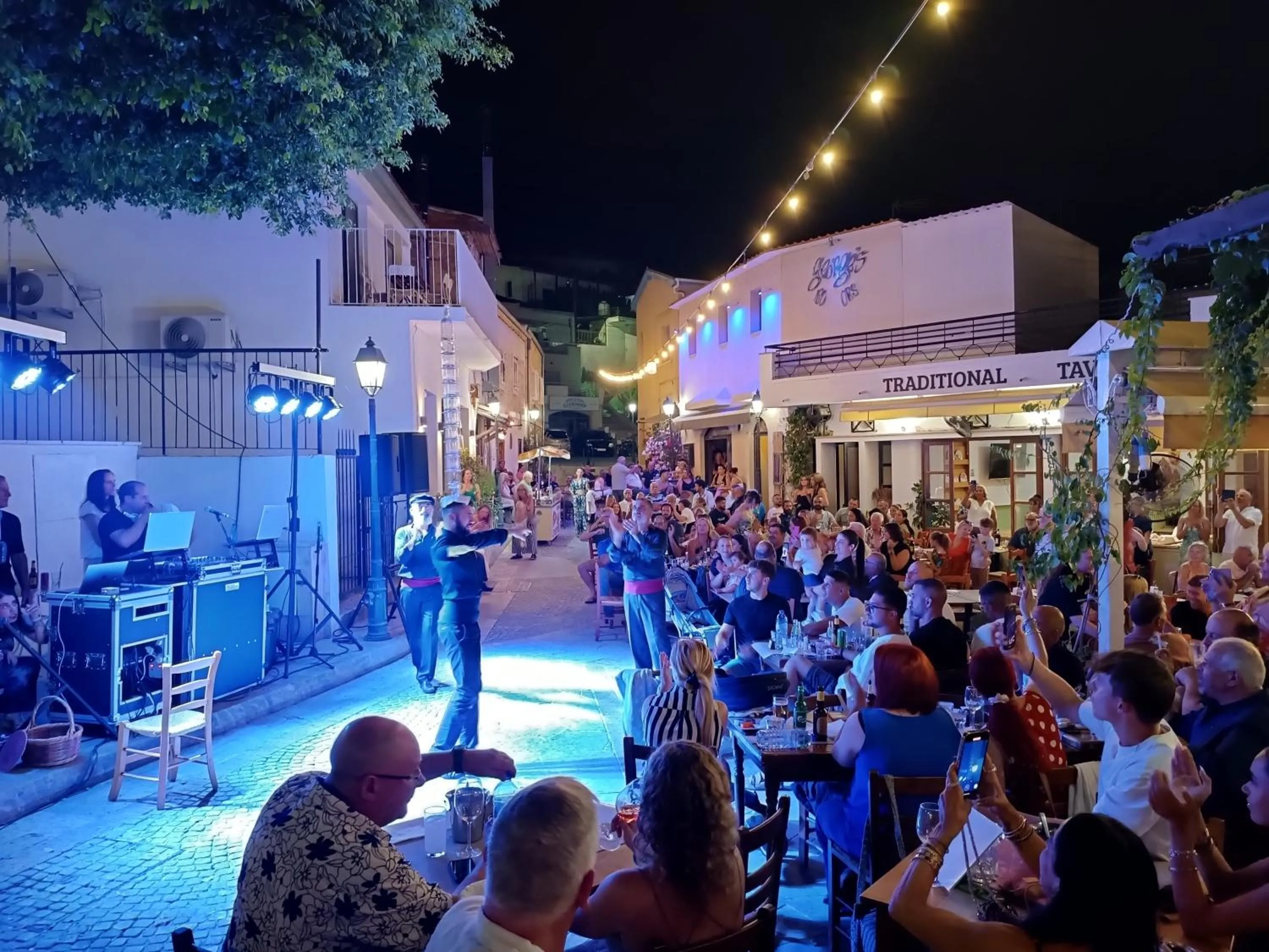 Restaurant/places to eat in Rantzo Holiday Apartments