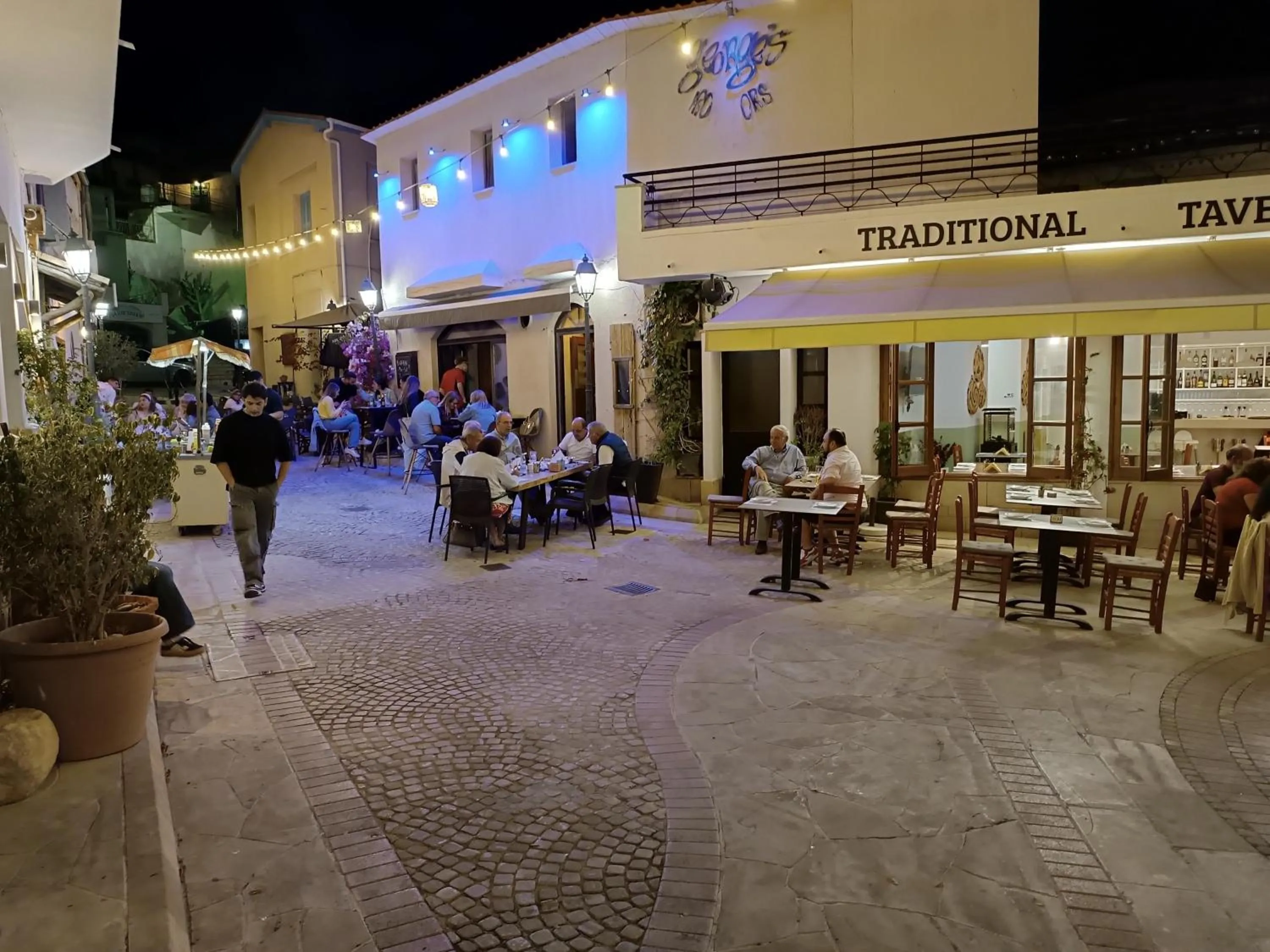 Restaurant/places to eat in Rantzo Holiday Apartments