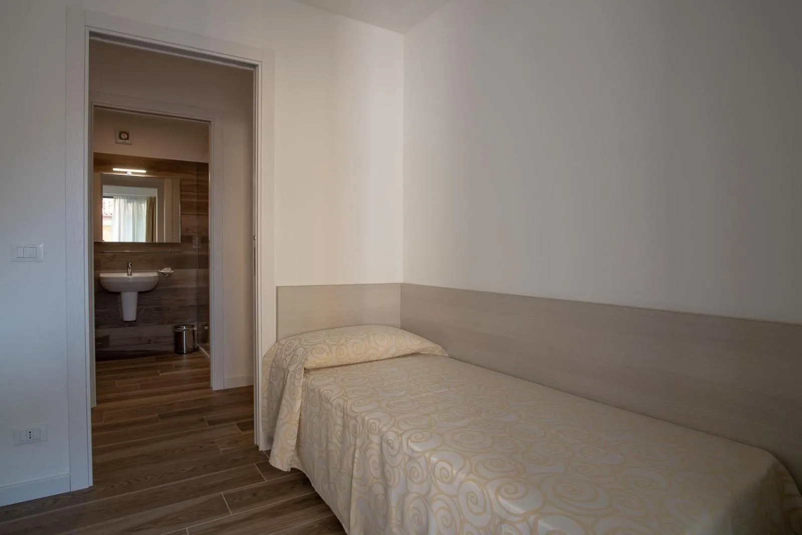 Photo of the whole room, Bed in Aparthotel Miramare