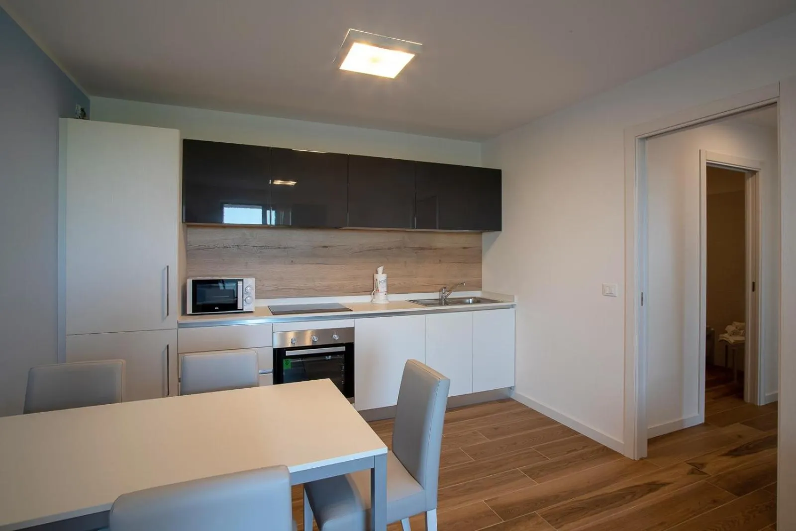 Kitchen or kitchenette in Aparthotel Miramare