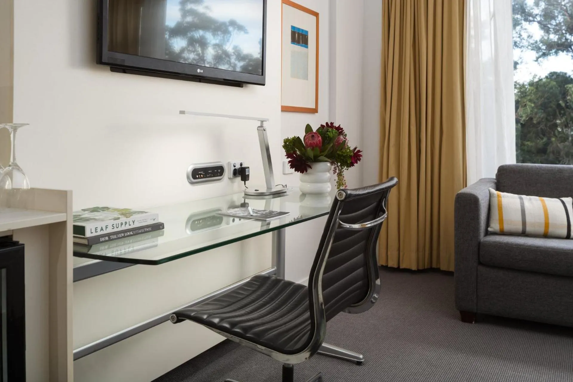 TV and multimedia in Rydges Bankstown