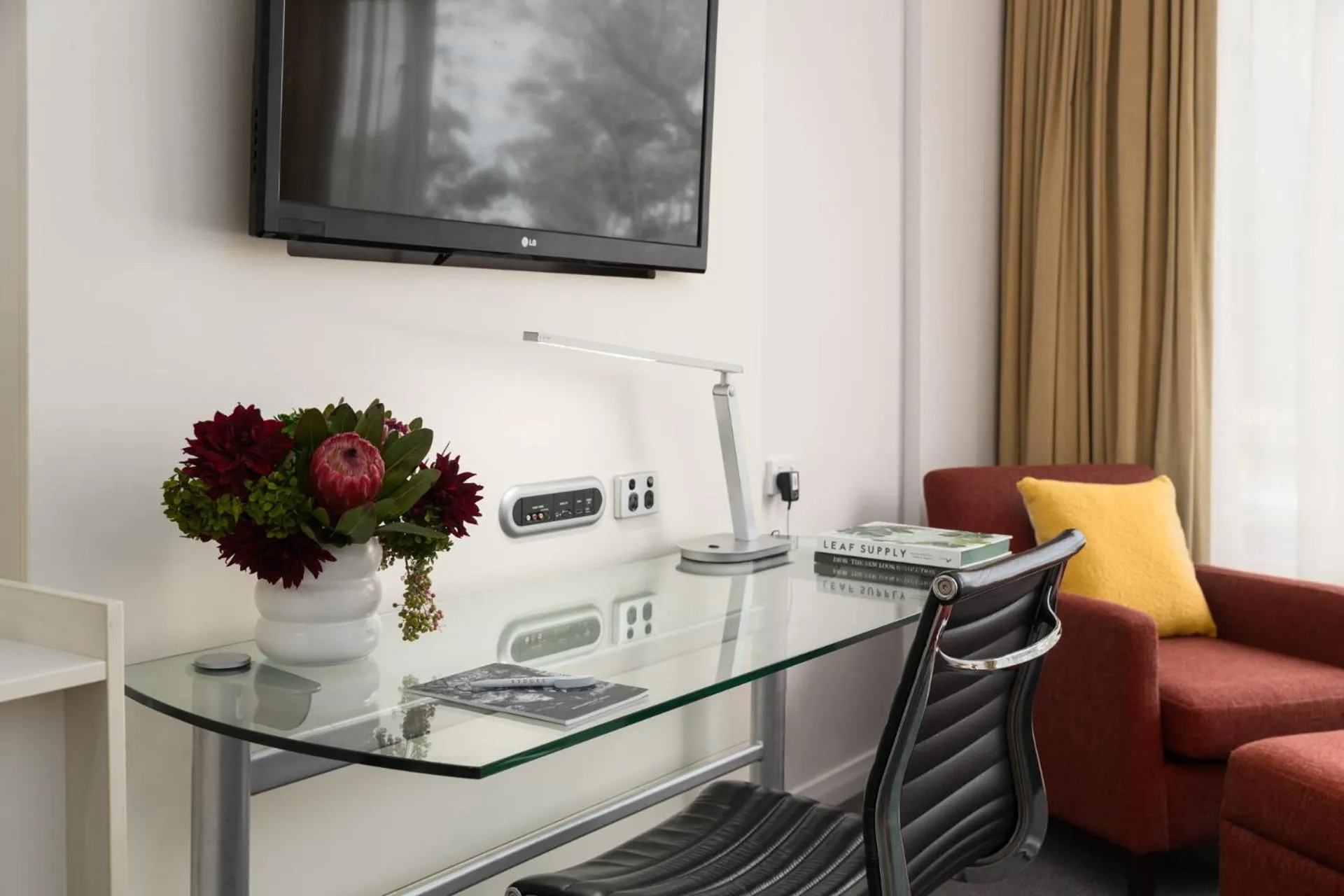 TV and multimedia in Rydges Bankstown