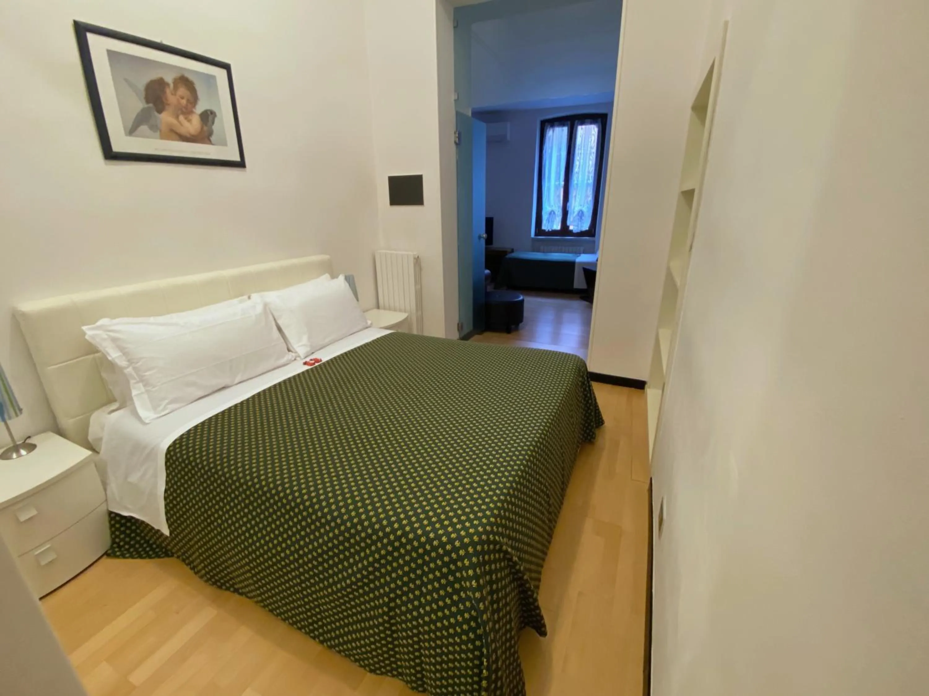 Bedroom, Bed in Hotel Aurora