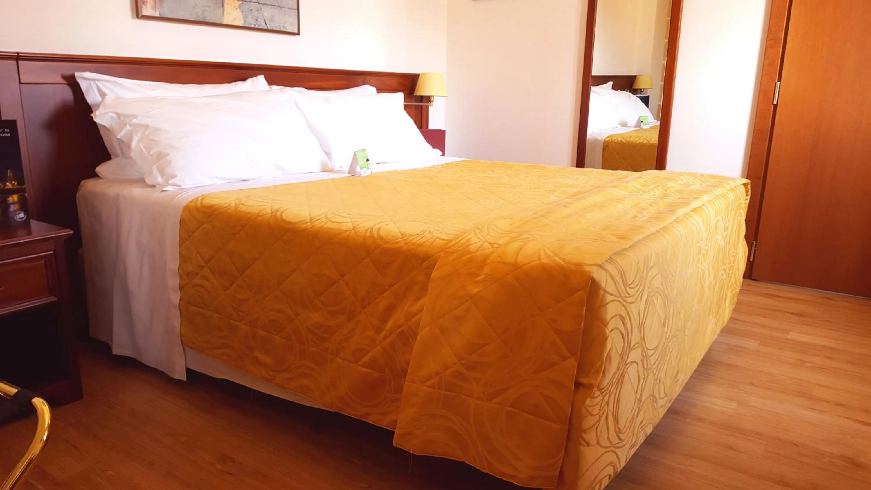 Bedroom, Bed in Hotel Aurora