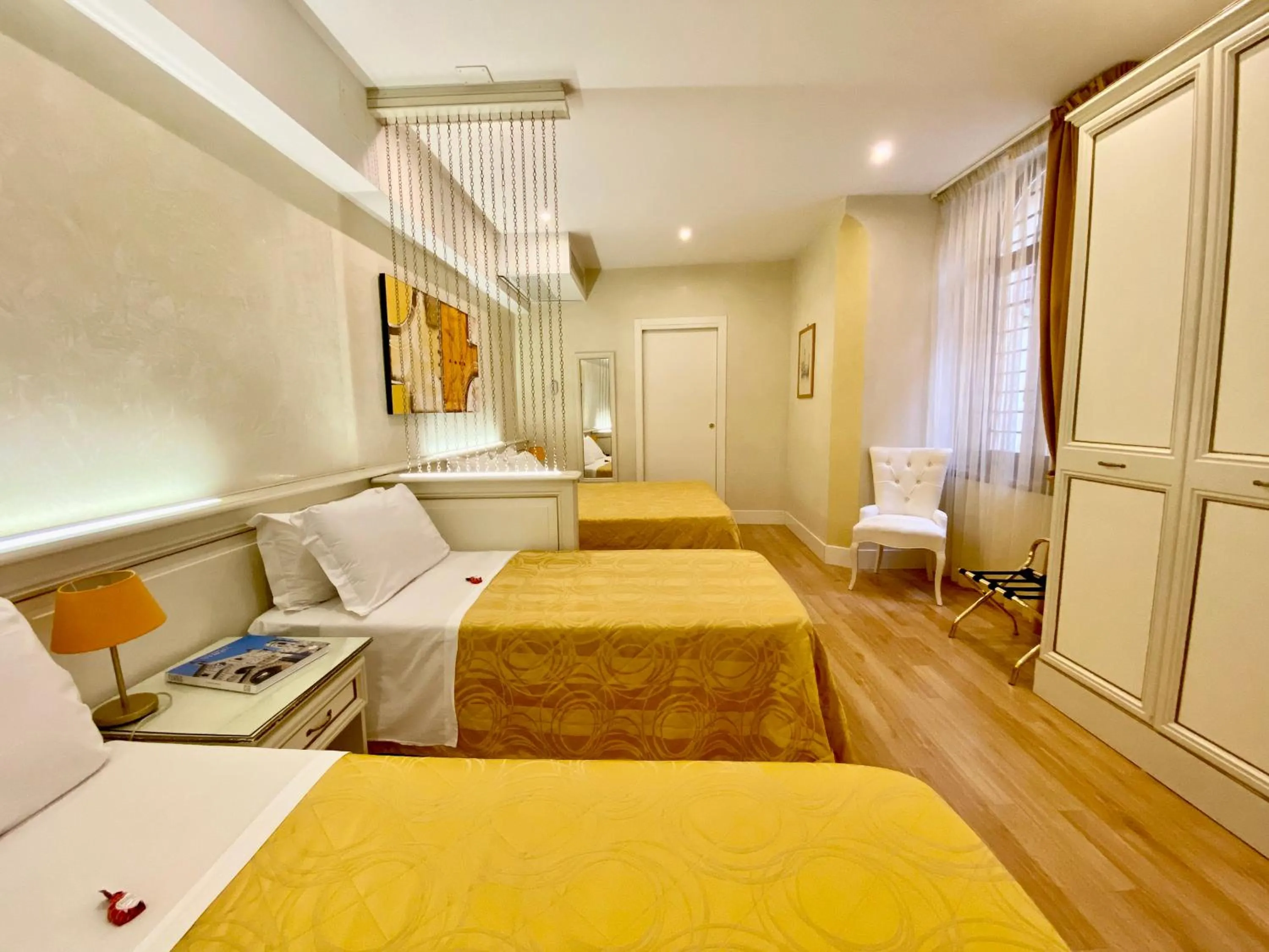 Bedroom, Bed in Hotel Aurora