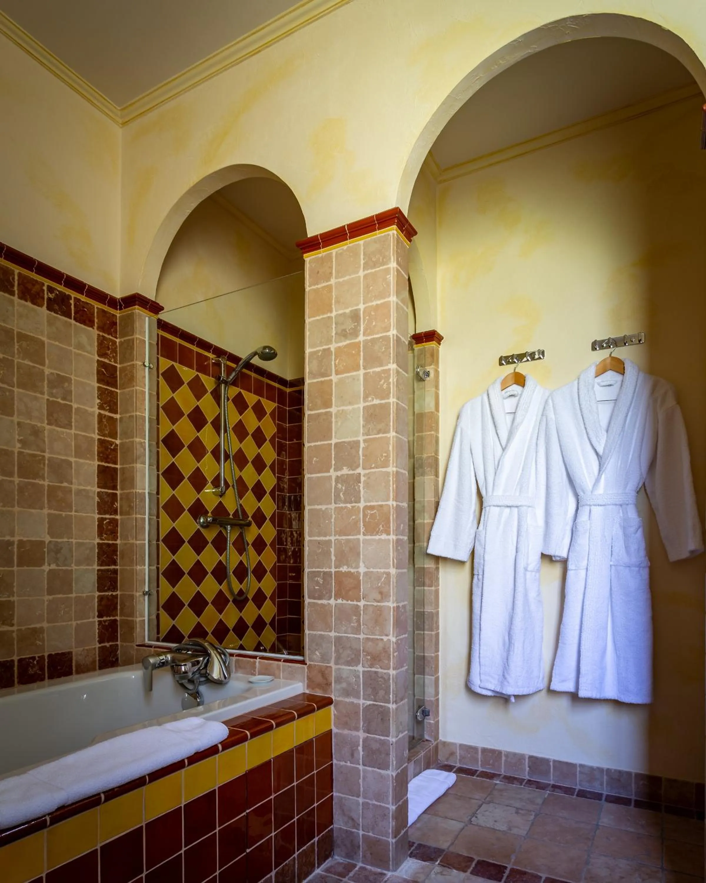 Bathroom in Hotel Restaurant Le Centenaire