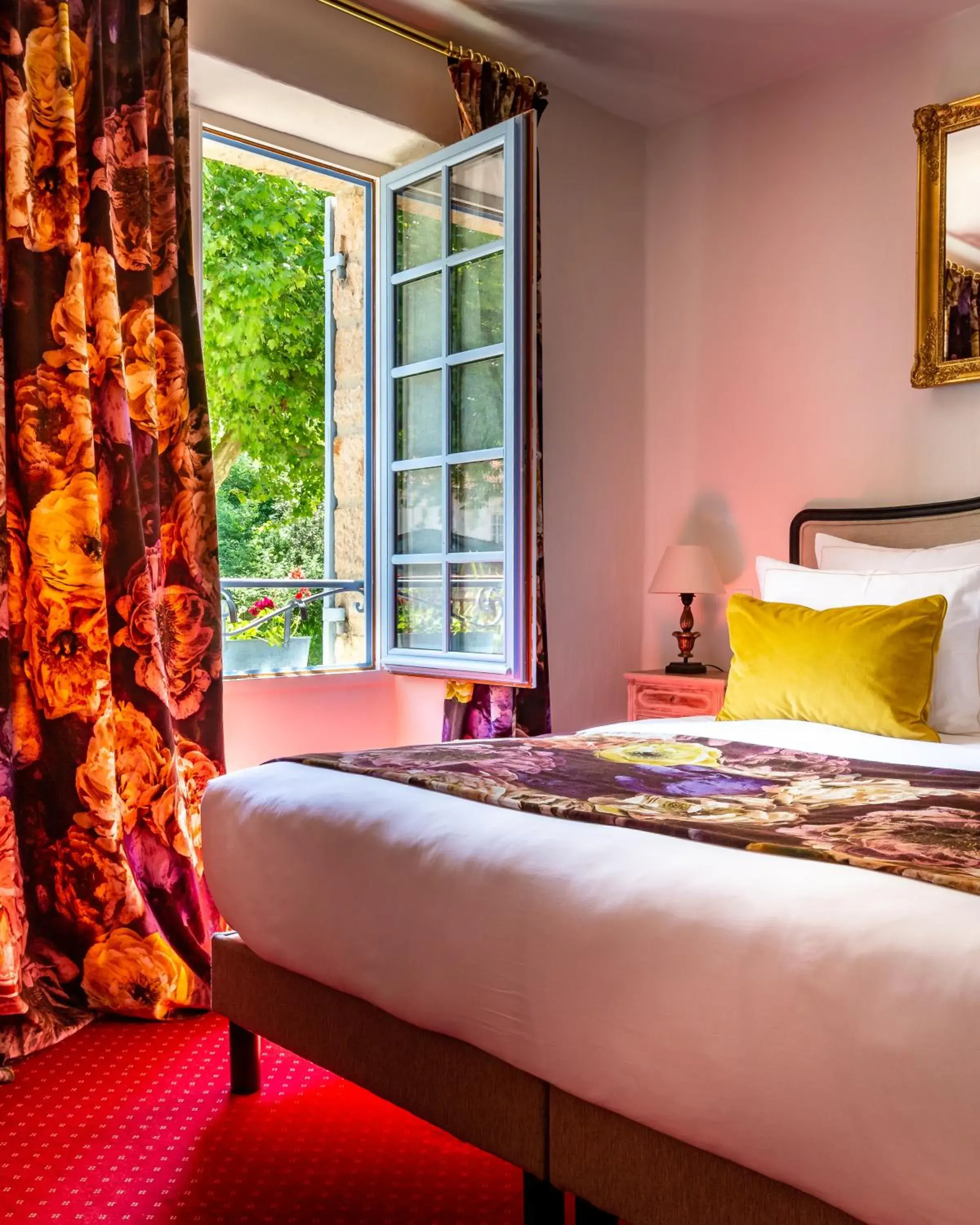 Suite with Sauna in Hotel Restaurant Le Centenaire Suite with Sauna in Hotel Restaurant Le Centenaire