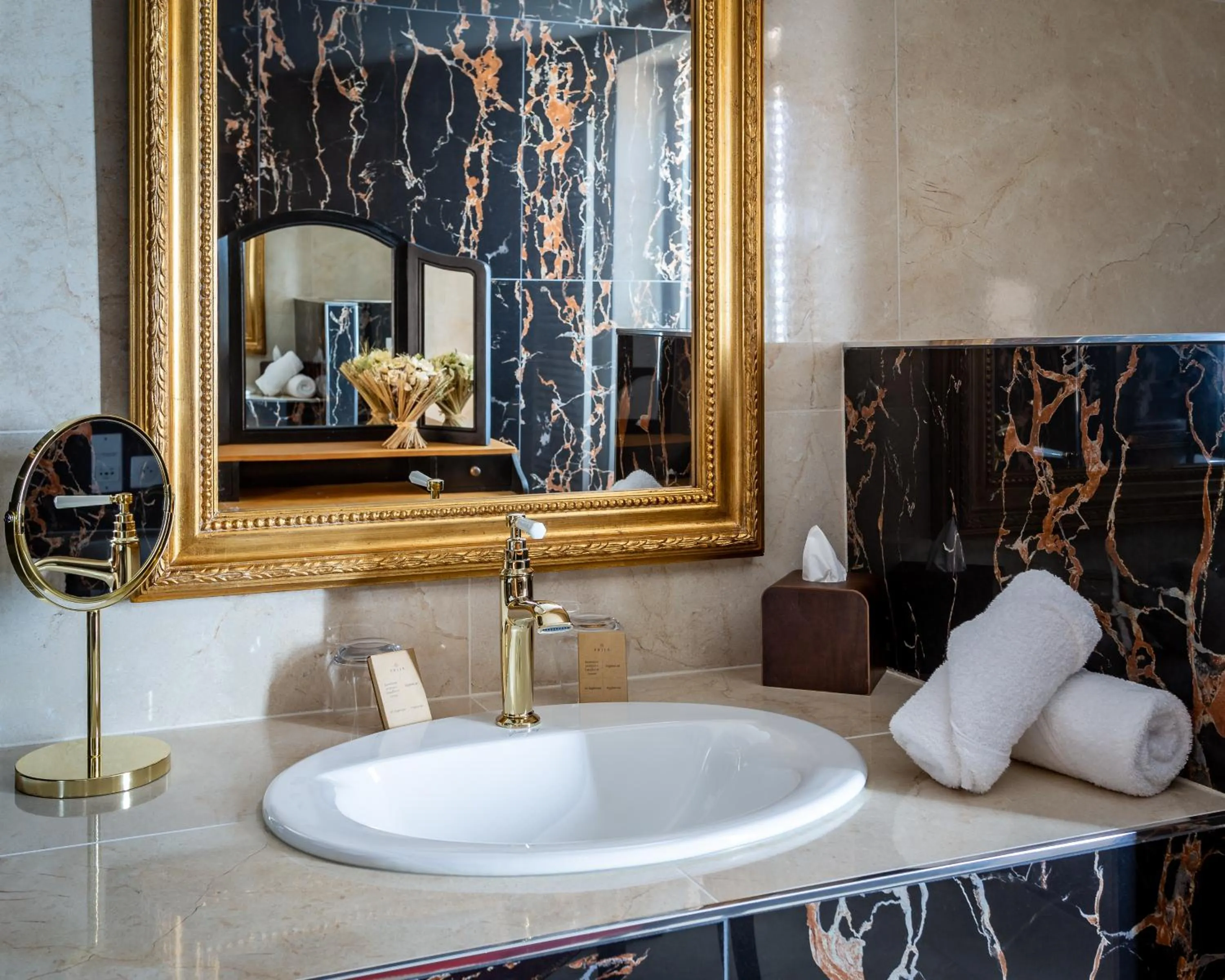 Bathroom in Hotel Restaurant Le Centenaire