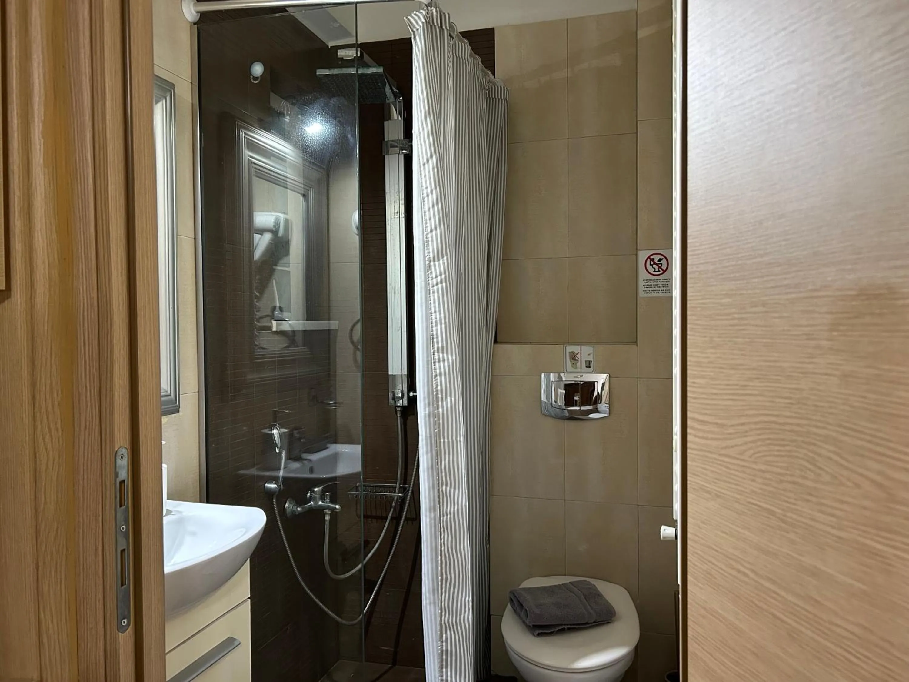 Bathroom in Palataki Residence