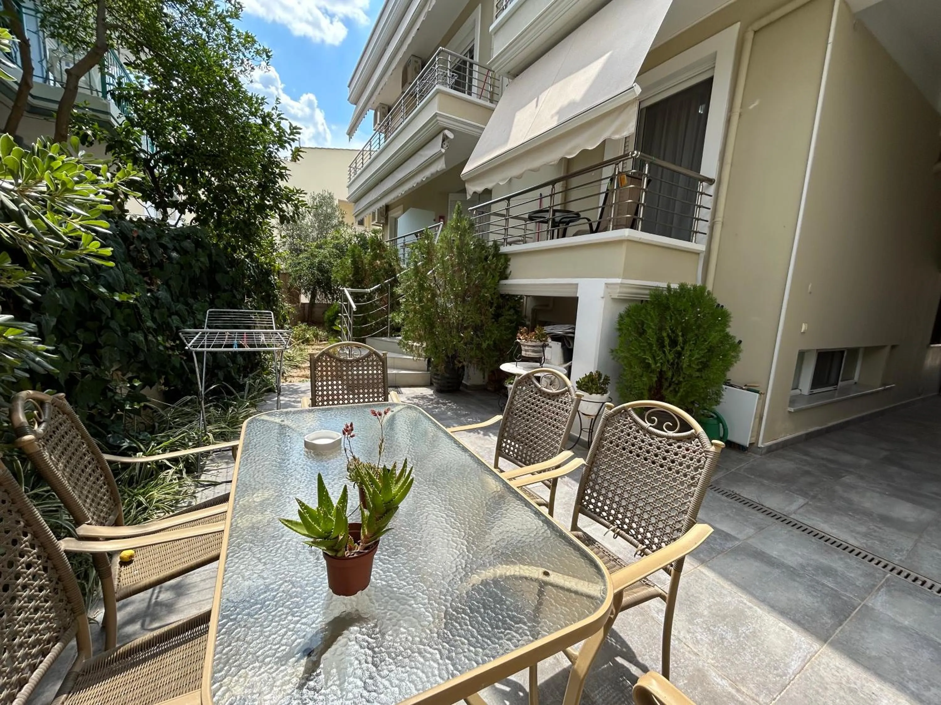 Garden view in Palataki Residence