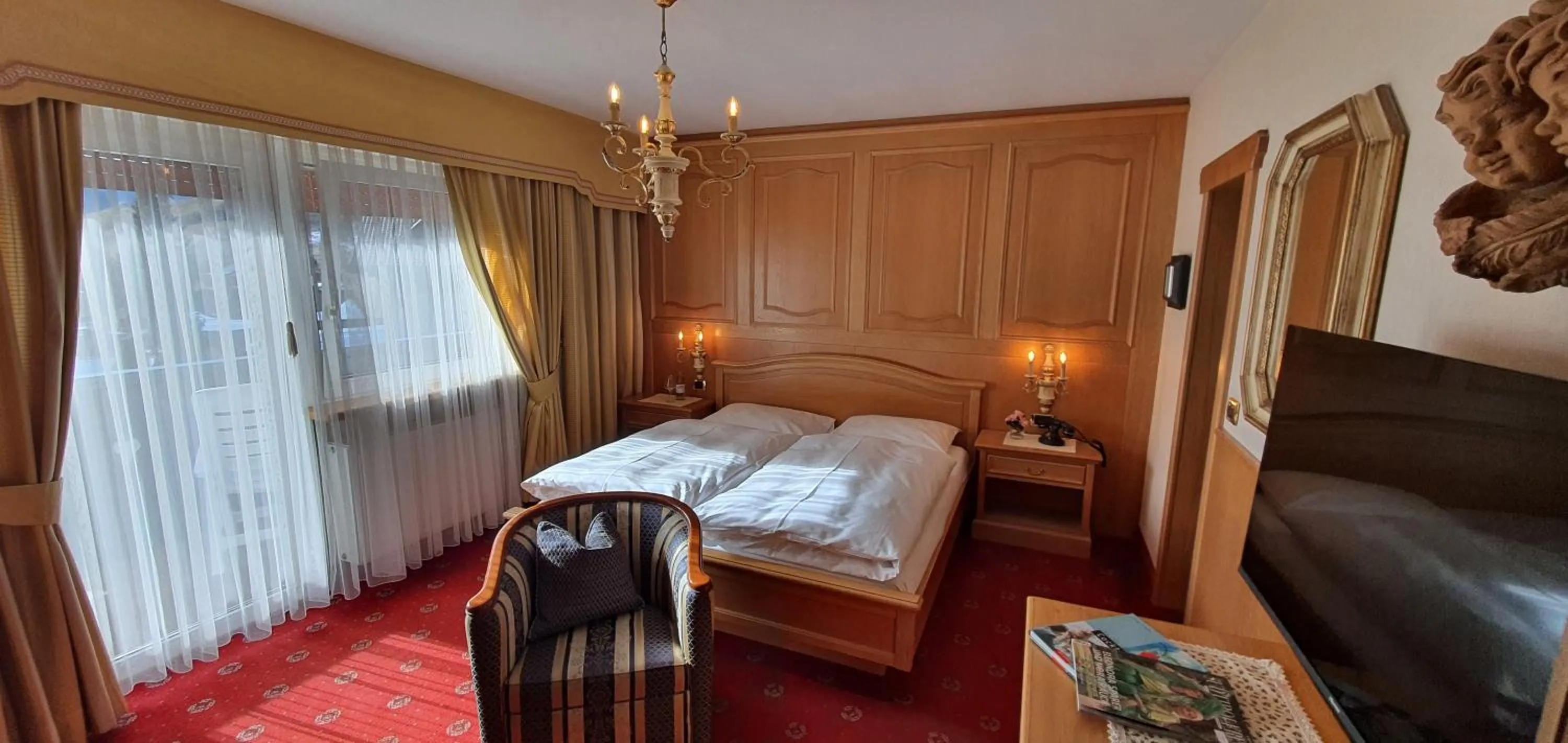 Bed in Villa Martha Vintage Hotel-B&B