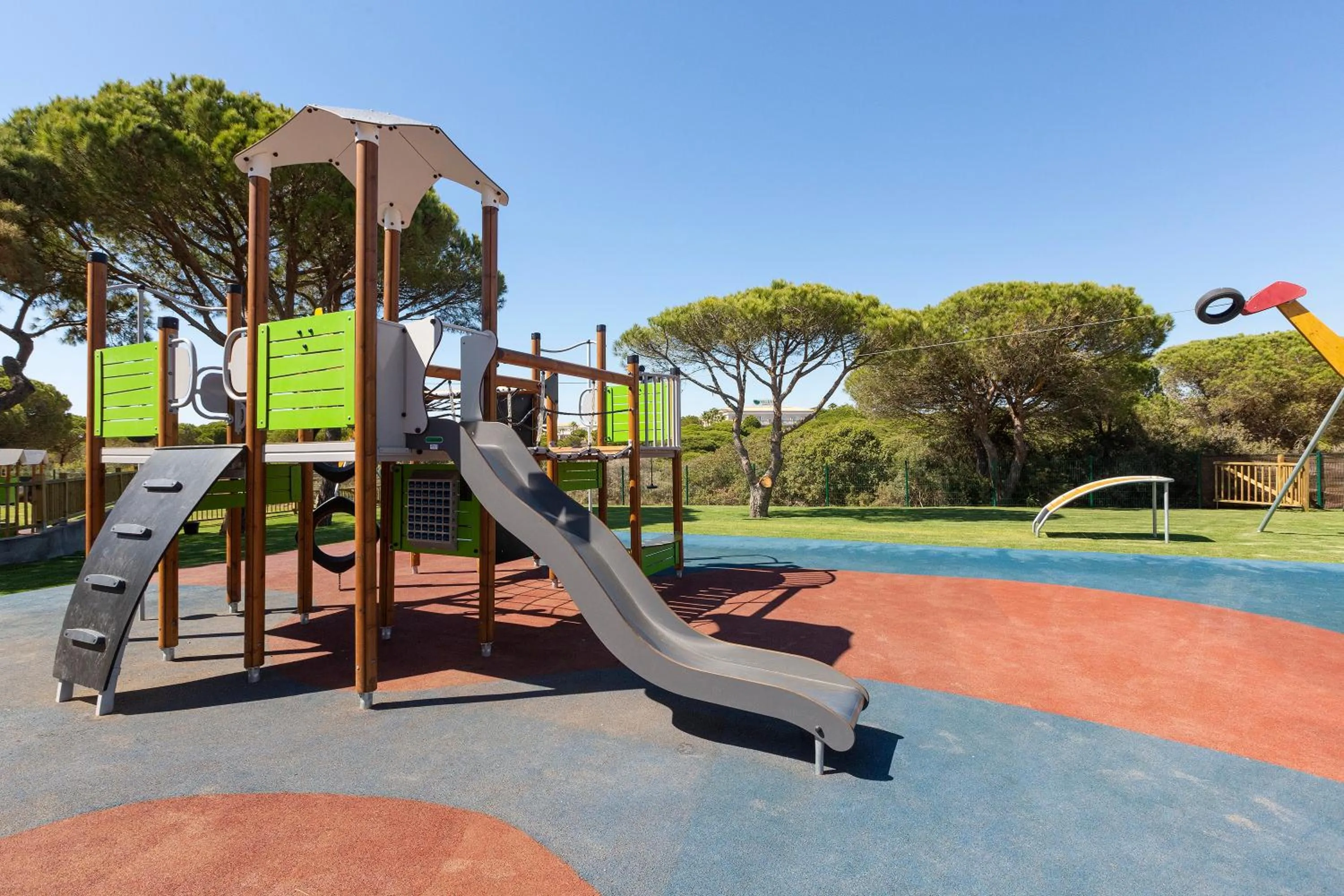 Children play ground in Hipotels Barrosa Park