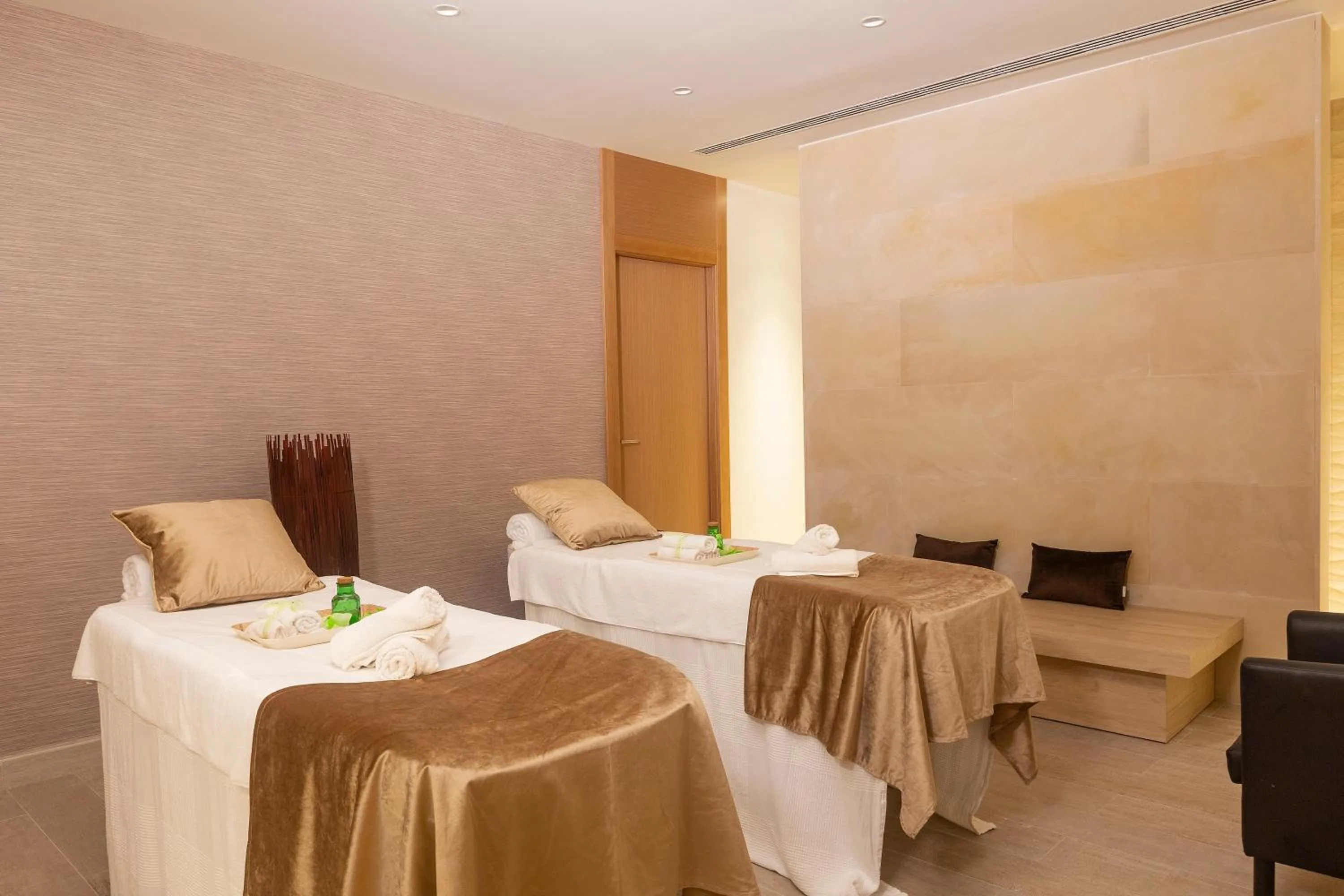 Massage in Hipotels Barrosa Park