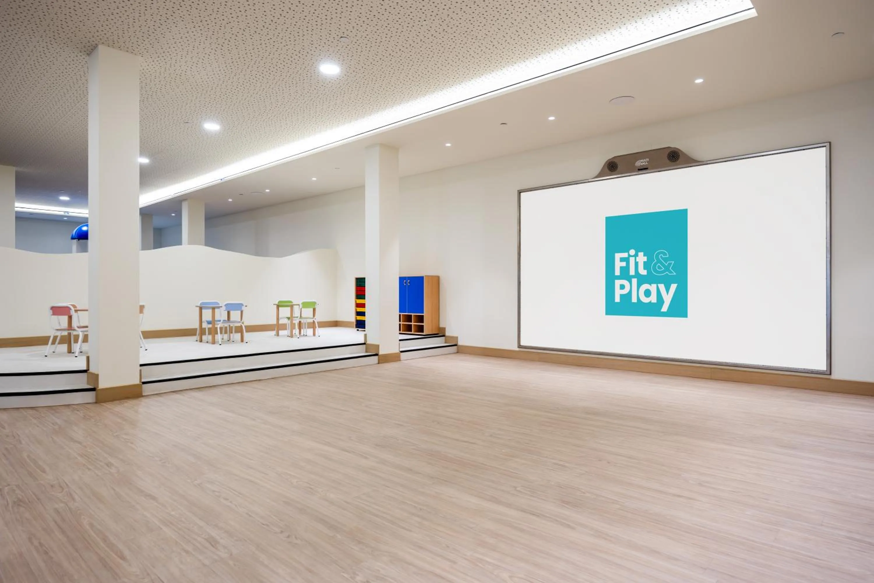 Game Room in Hipotels Barrosa Garden