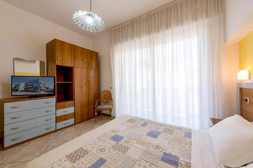 Bed in Hotel Le Soleil