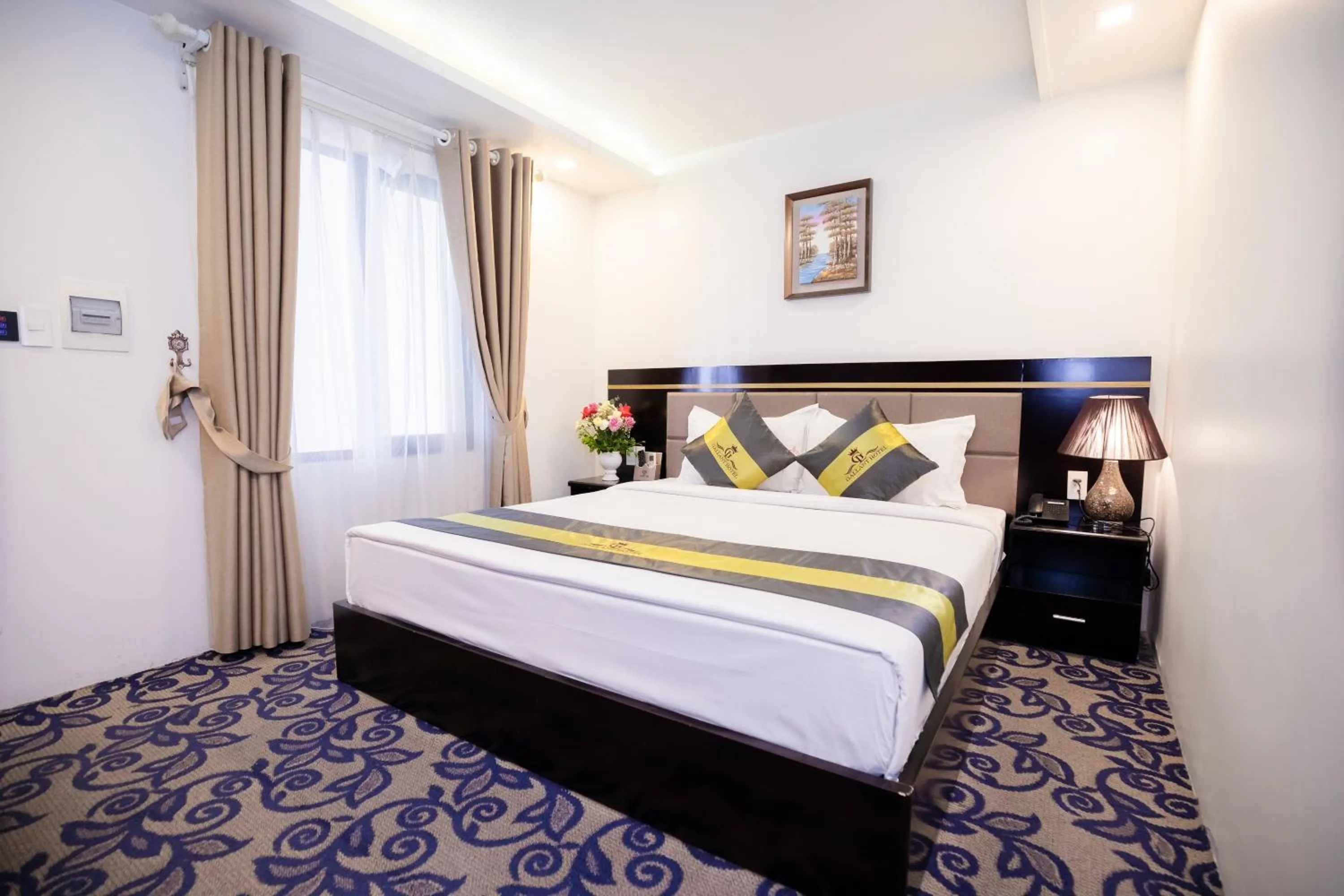 Photo of the whole room, Bed in Gallant Hotel 154 - Near Cat Bi Airport