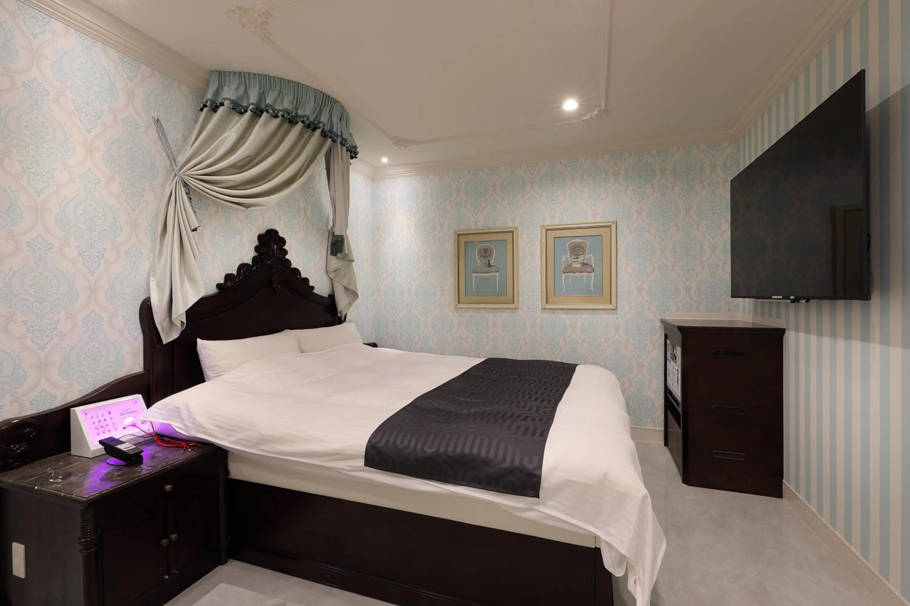 Bed in ホテルバースデー岐阜西店 HOTEL Birthday GifuWest