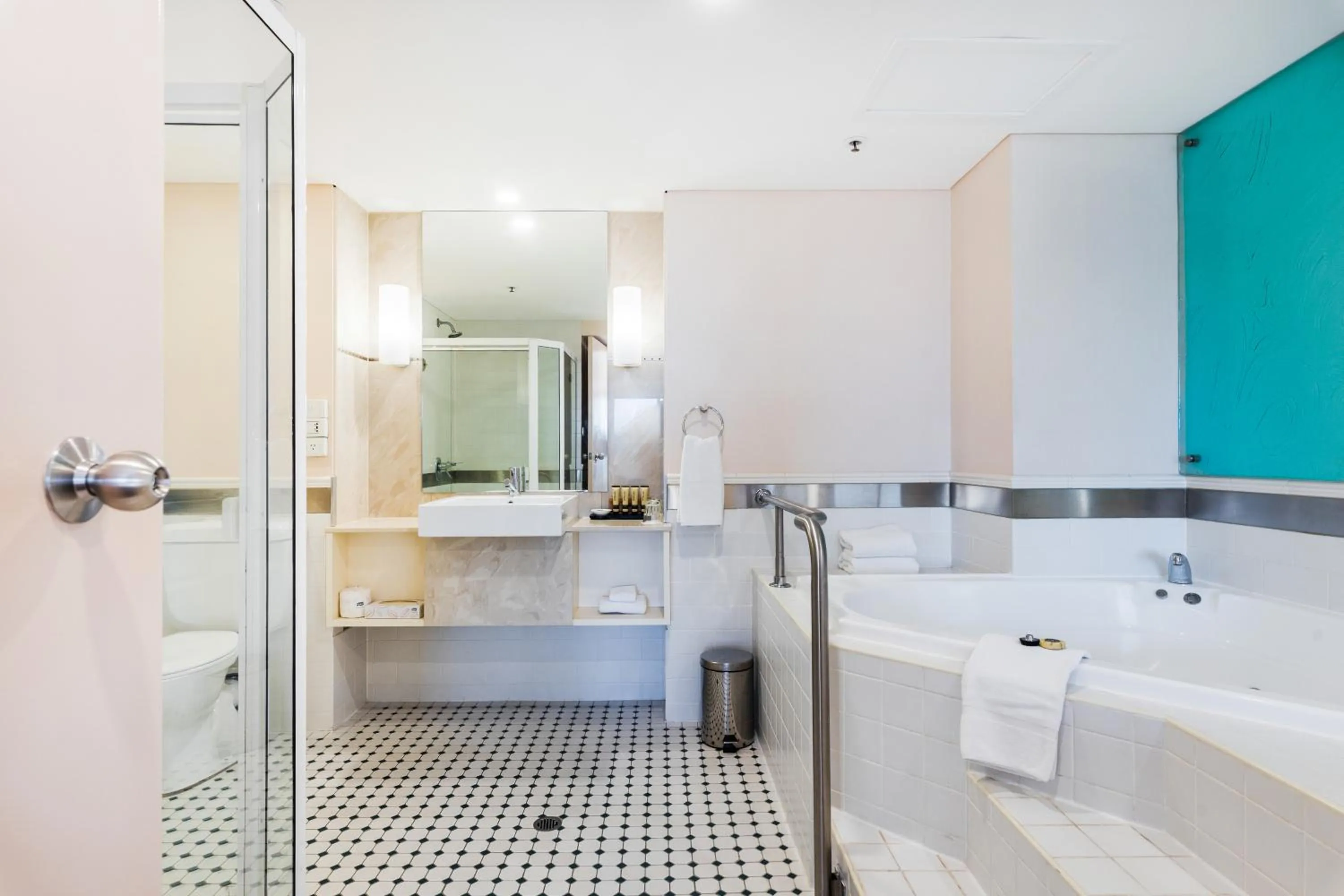 Bathroom in Stamford Grand Adelaide