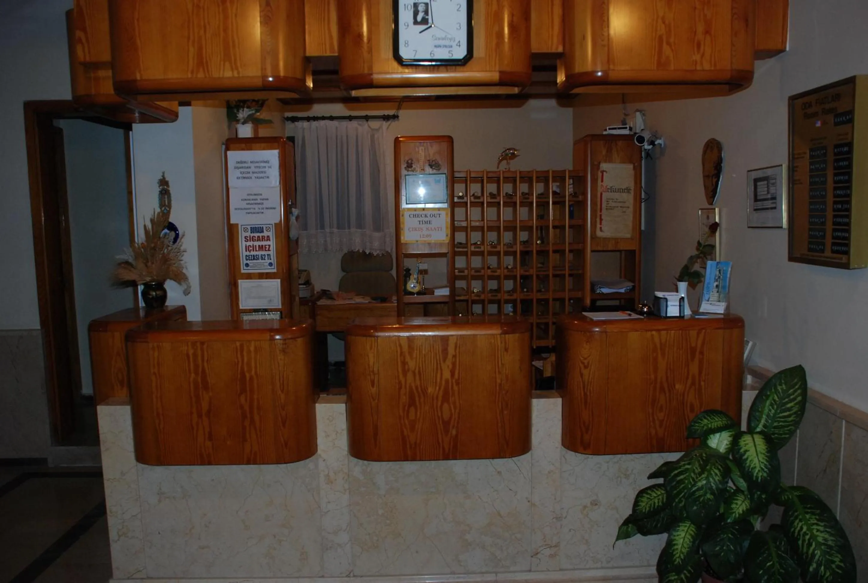 Lobby or reception in Kerman Hotel