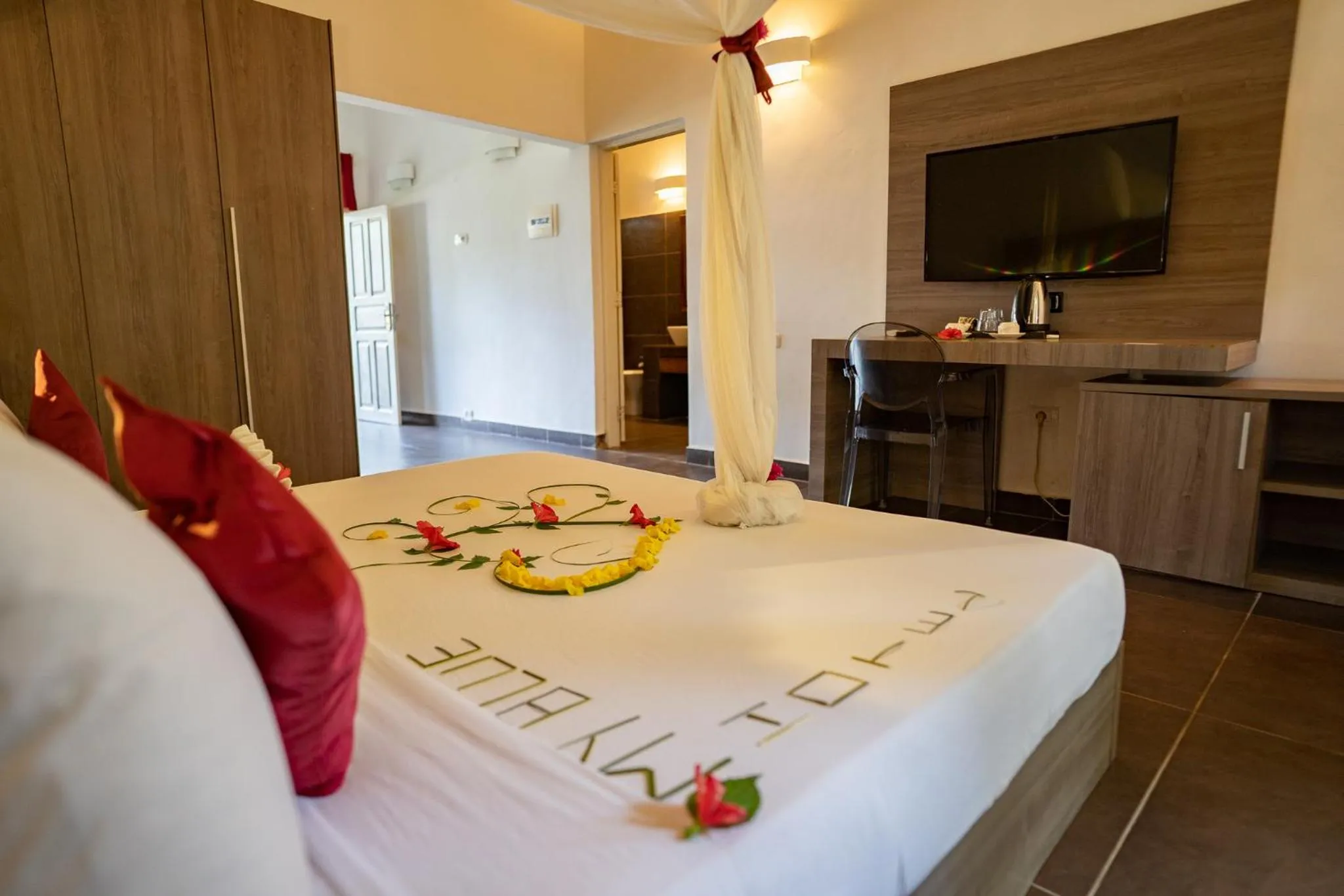 Bedroom in My Blue Hotel Zanzibar