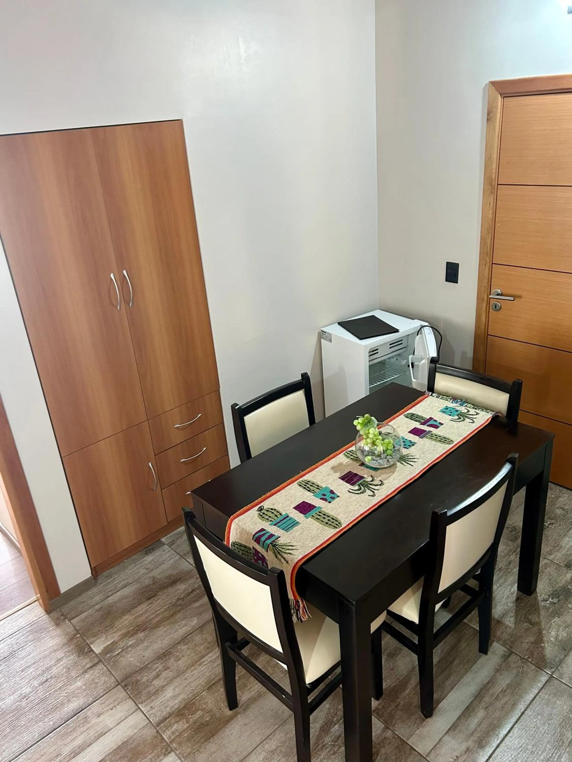 Kitchen or kitchenette in Bahia Paraiso Apart & Suites