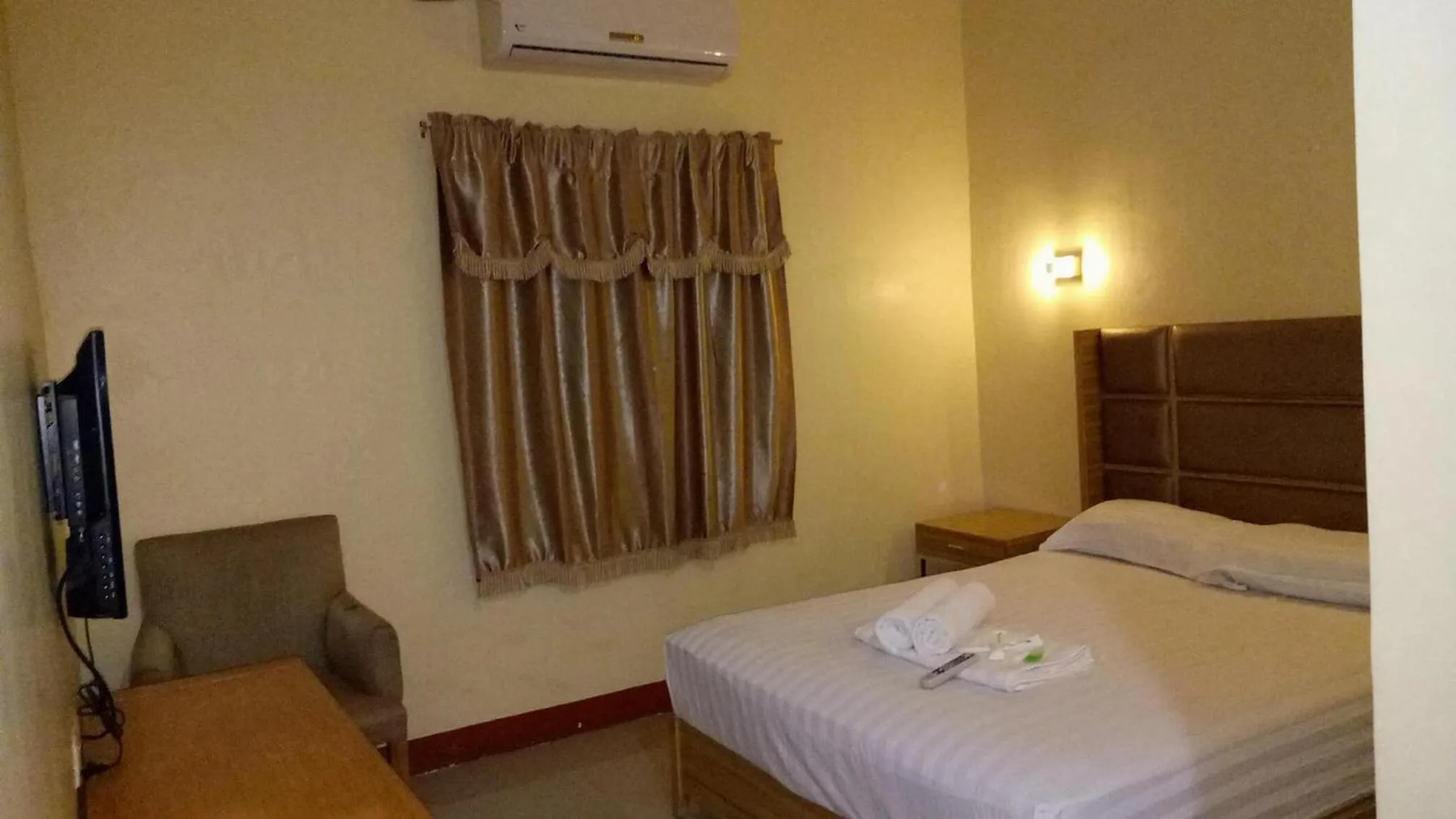 Bed in Jeamco Royal Hotel-Cotabato