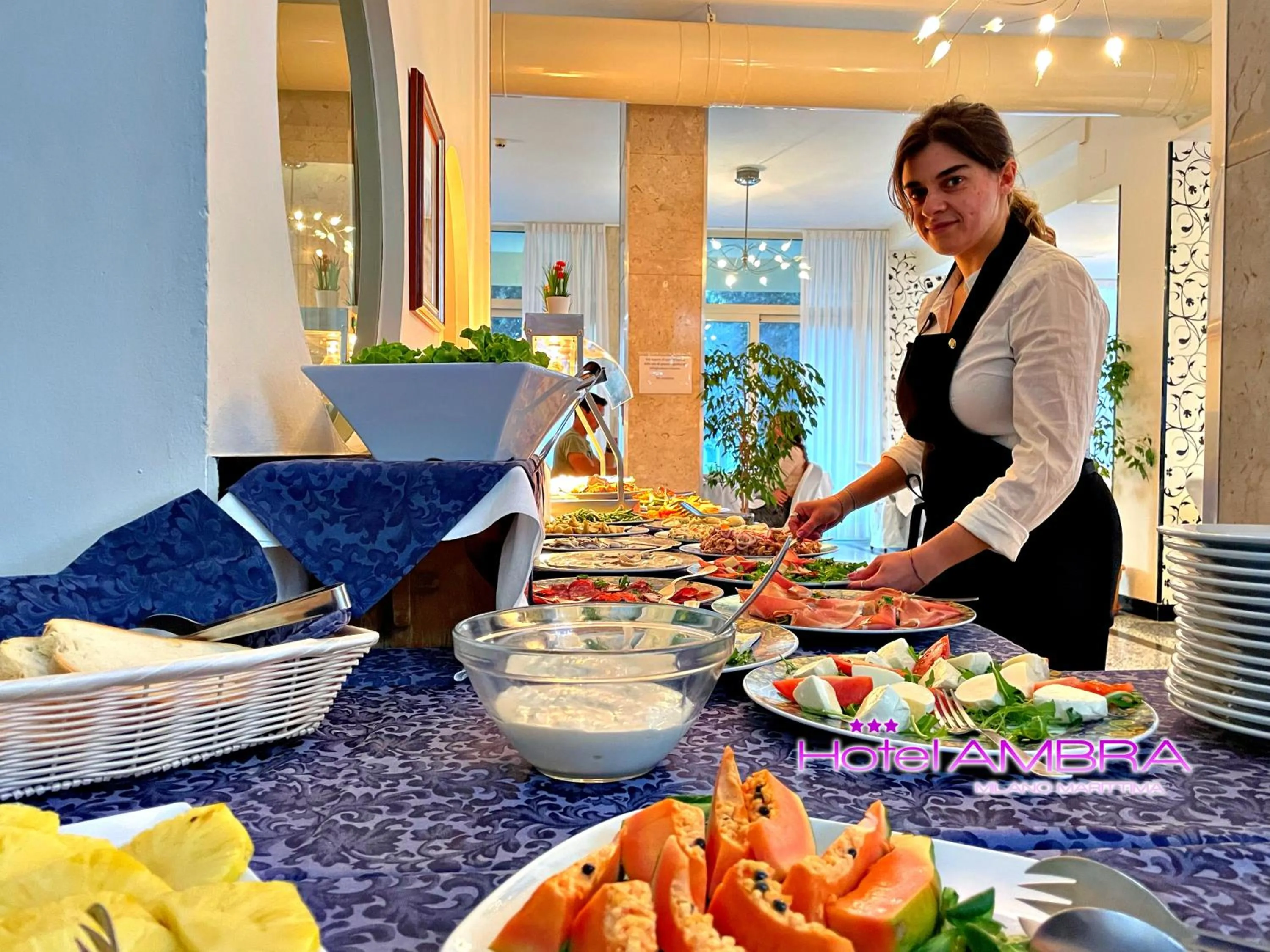 Staff in HOTEL AMBRA - Fronte Mare - Vicinissimi al Centro