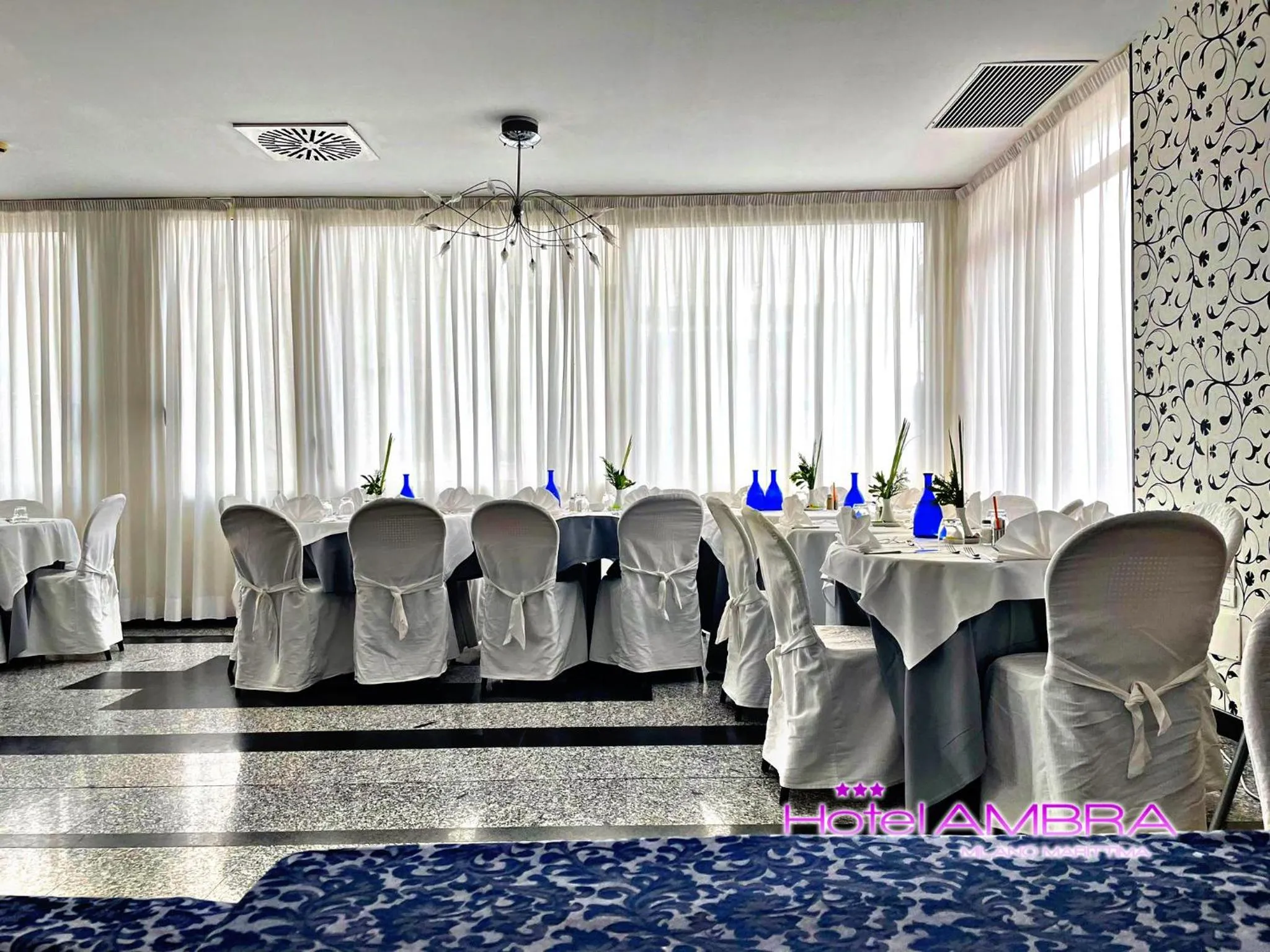 Restaurant/places to eat in HOTEL AMBRA - Fronte Mare - Vicinissimi al Centro