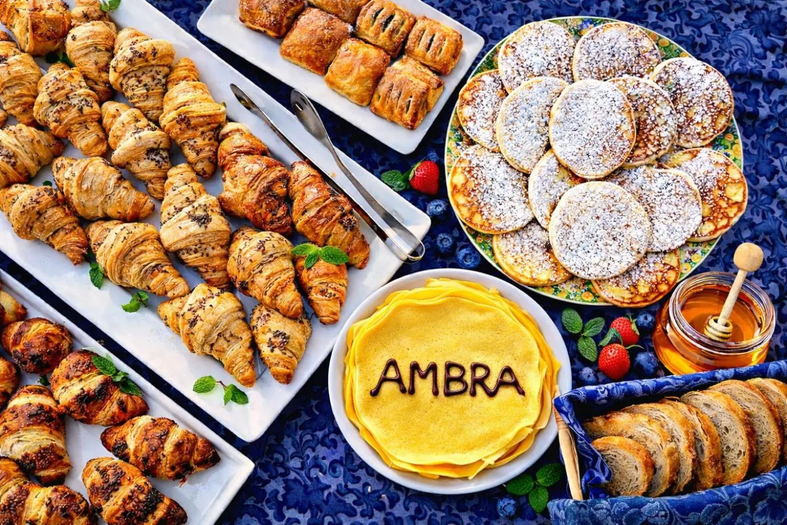 Restaurant/places to eat in HOTEL AMBRA - Fronte Mare - Vicinissimi al Centro