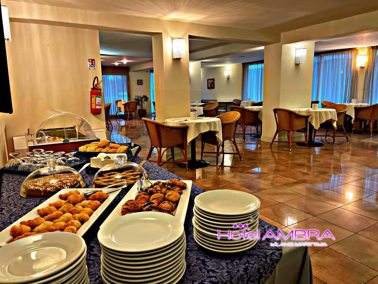 Restaurant/places to eat in HOTEL AMBRA - Fronte Mare - Vicinissimi al Centro