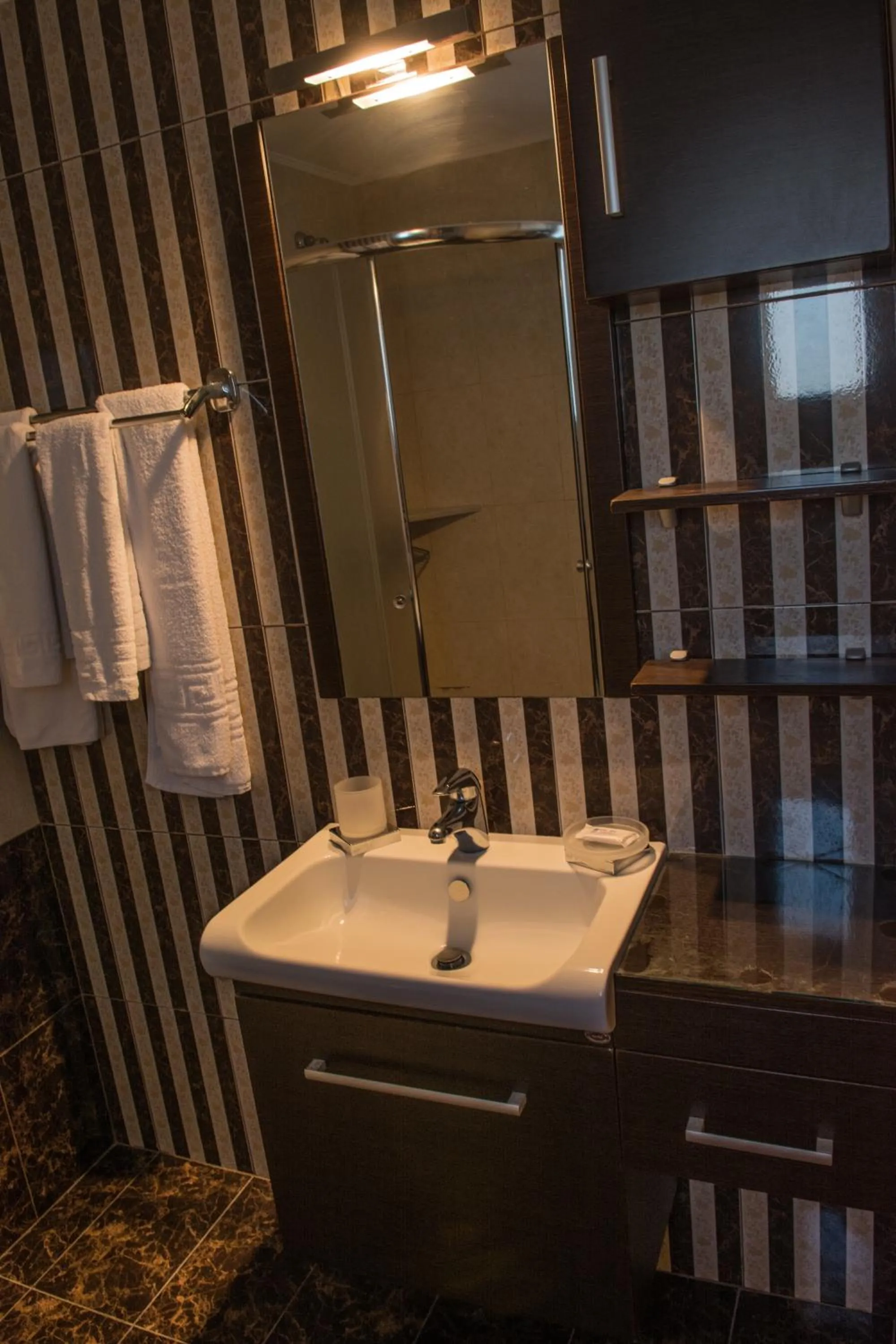 Bathroom in Zeus Hotel