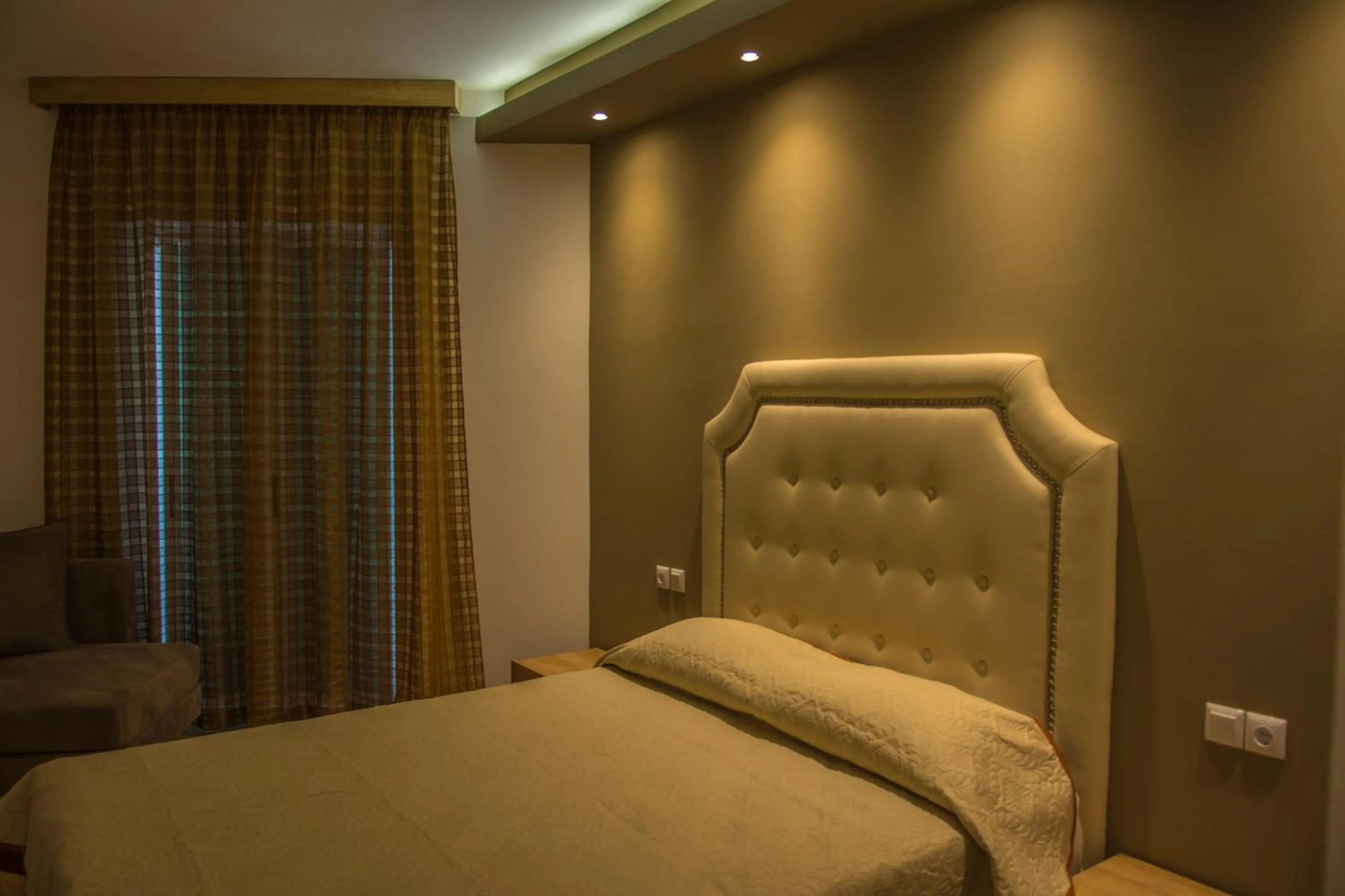 Photo of the whole room in Zeus Hotel