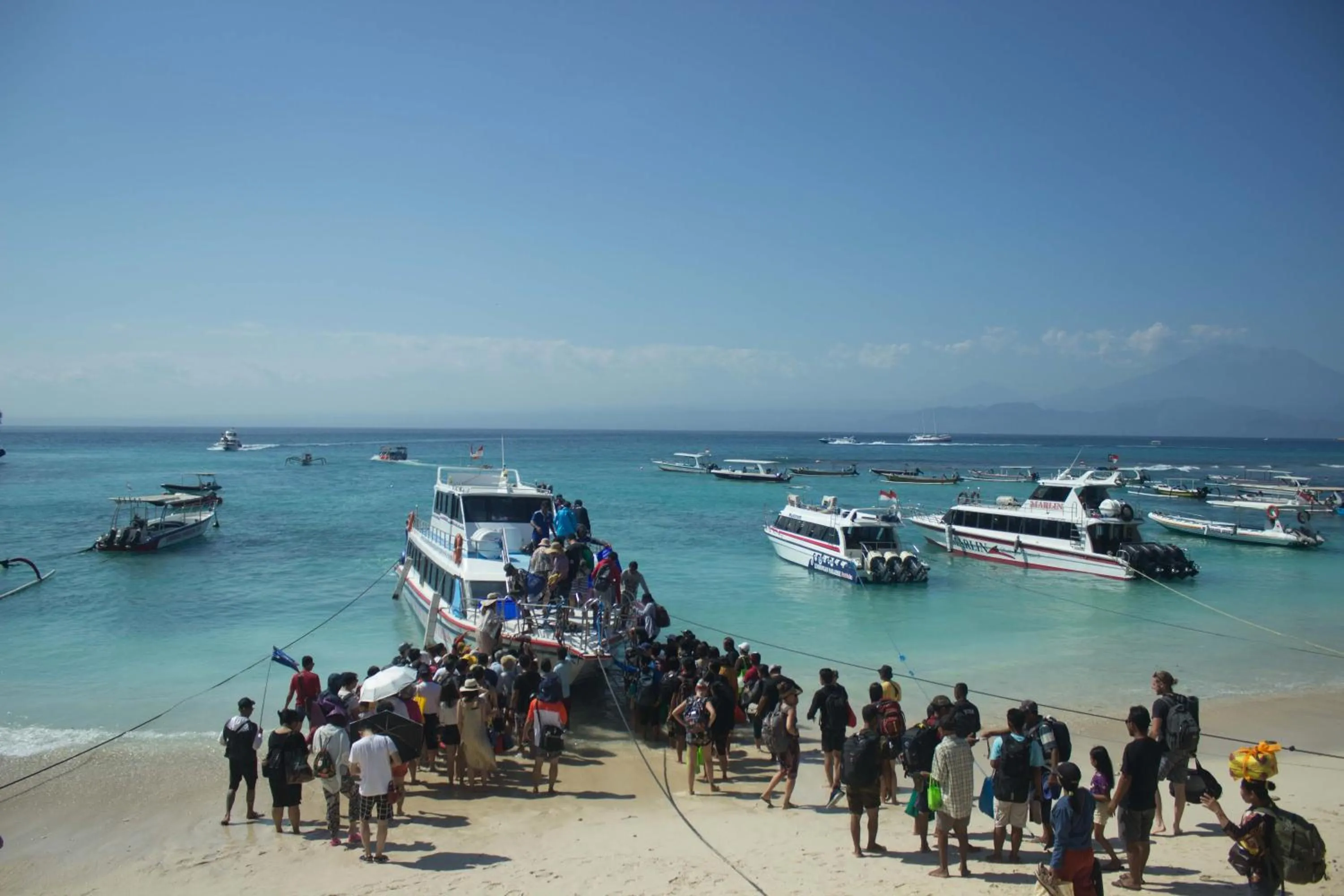 People in Queen Villa