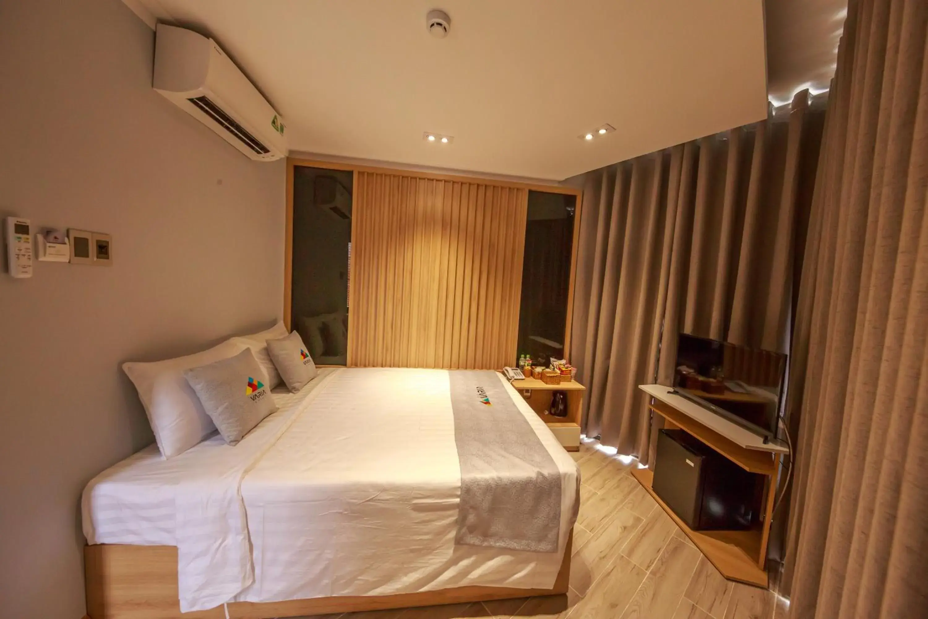 Standard Queen Room in VARIA Hotel Phu Quoc Standard Queen Room in VARIA Hotel Phu Quoc